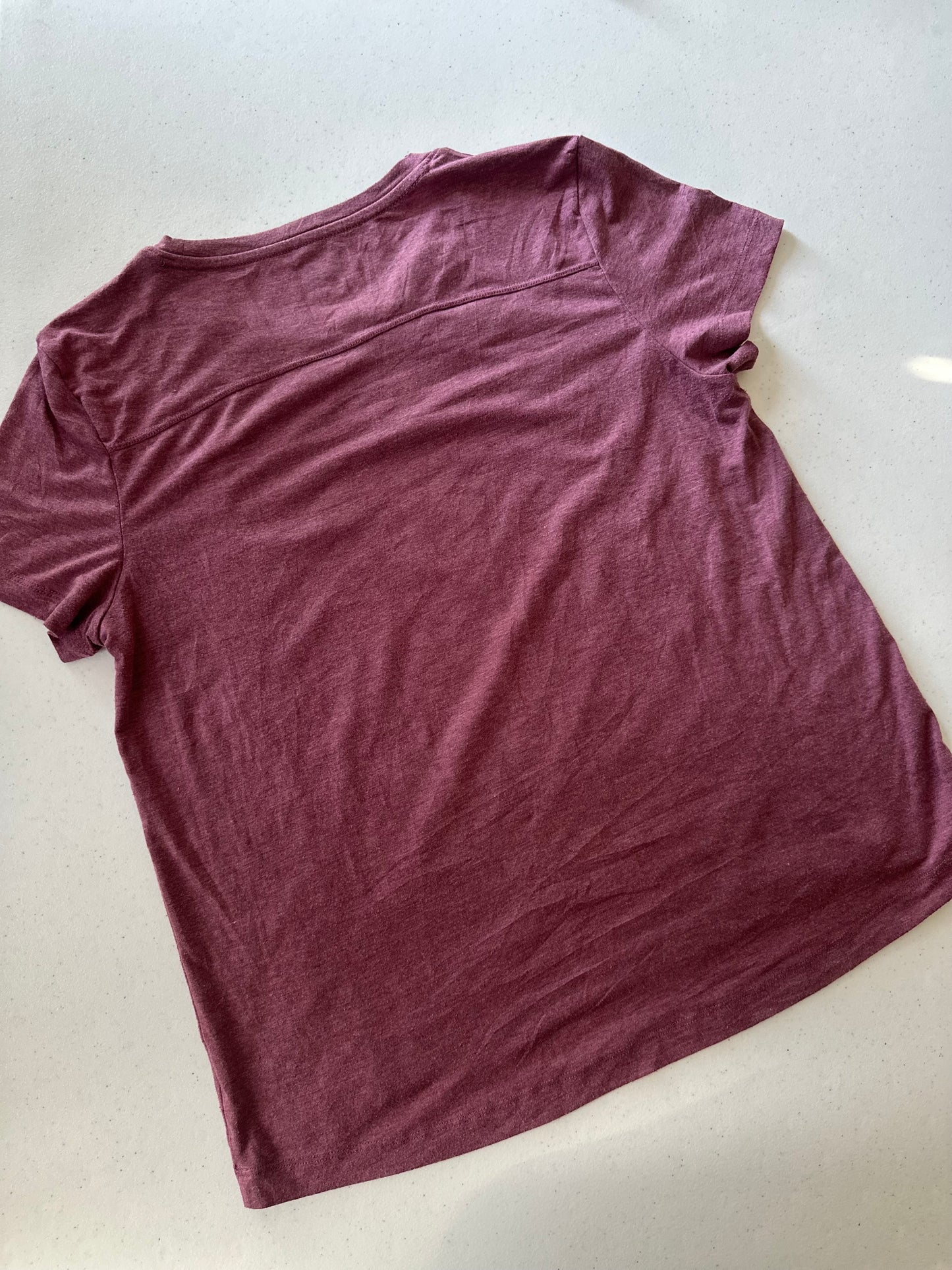 Playera CH AVIA rosa