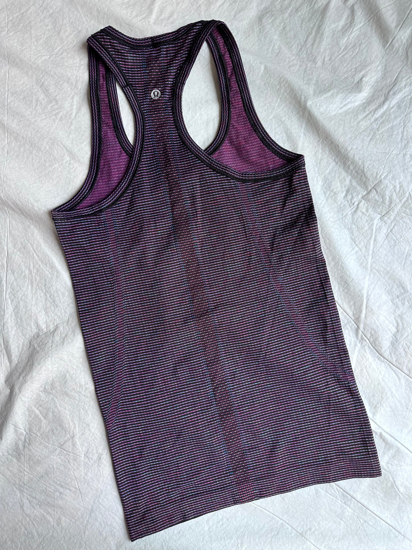 Tank 4 Lululemon morada