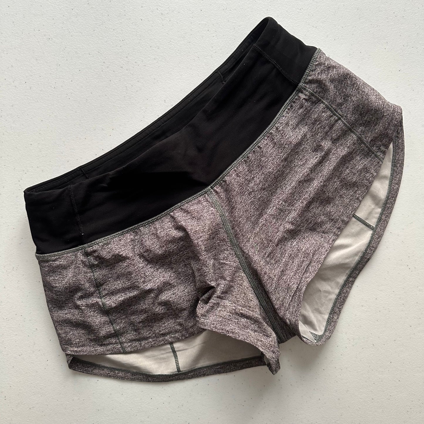 Short 2 Lululemon gris