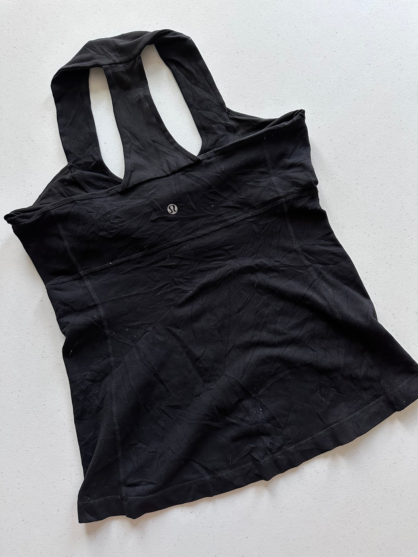 Tank 10 Lululemon negro