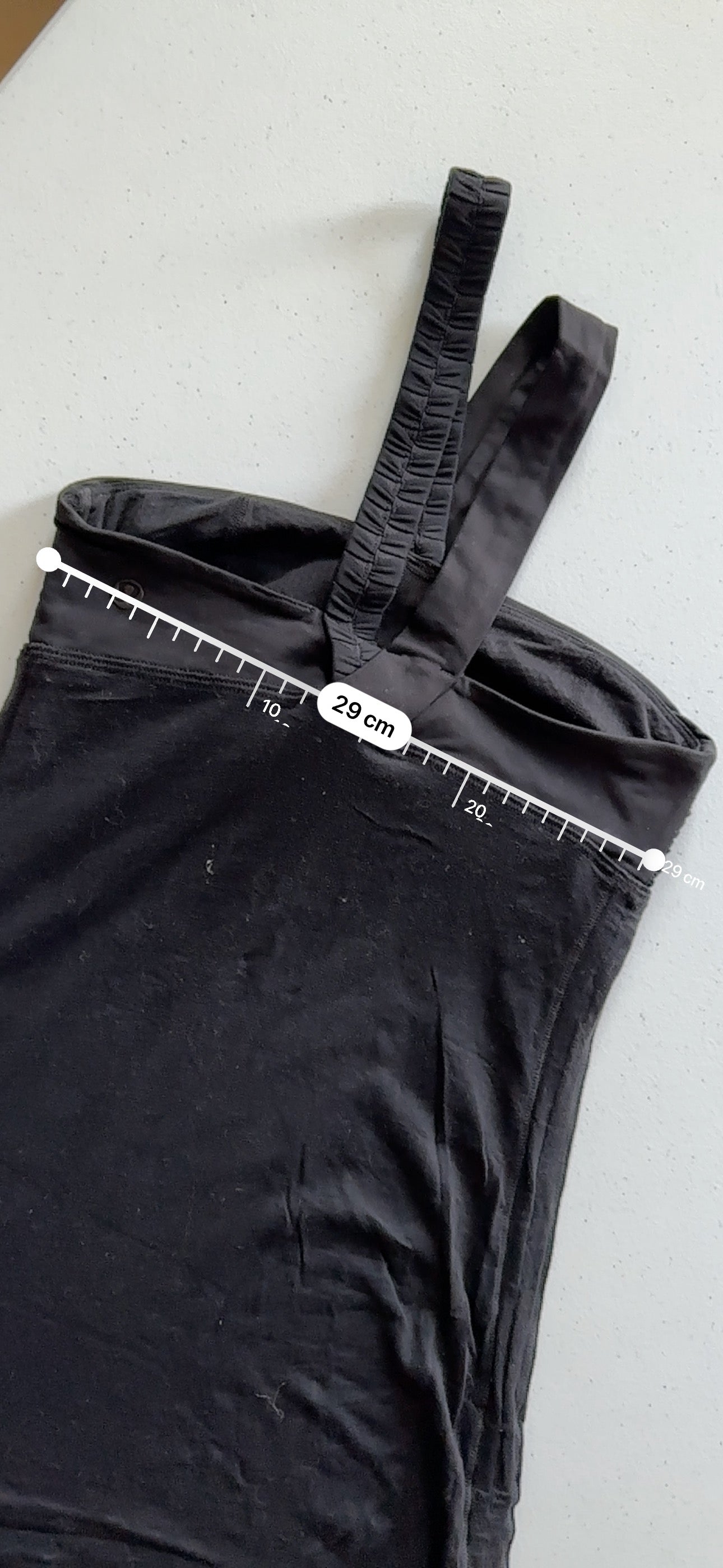 Tank 4 Lululemon negra