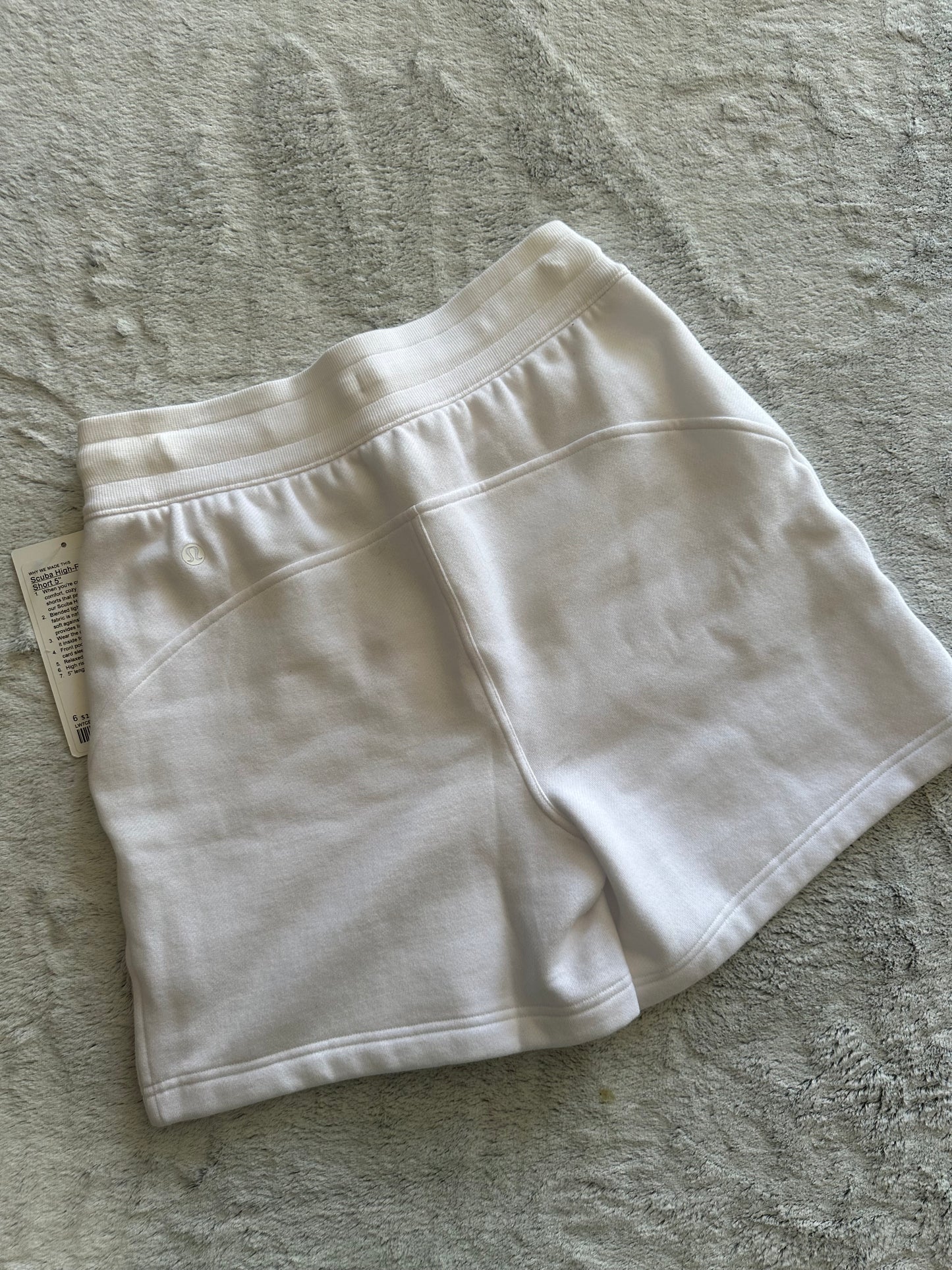 Scuba HR short 5" talla 6