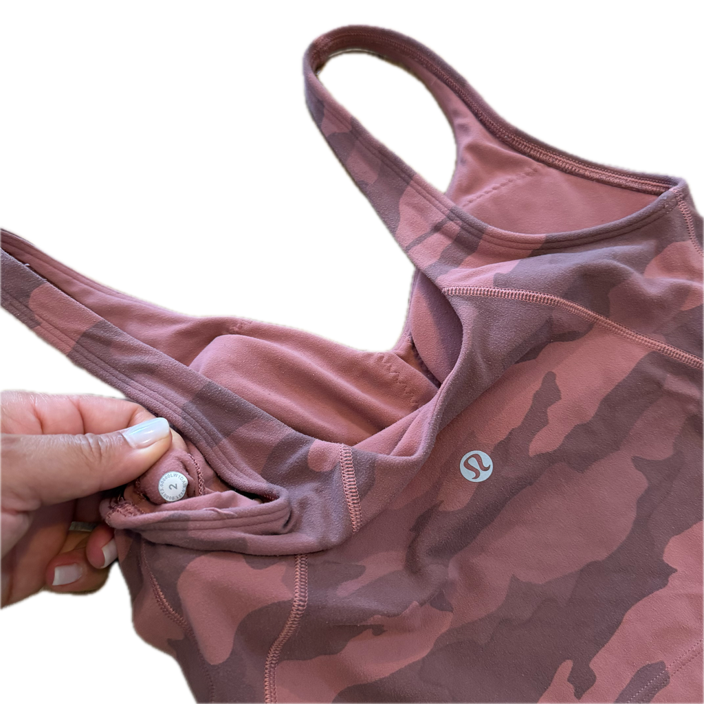 Crop top Lululemon 2XCH camo rosas