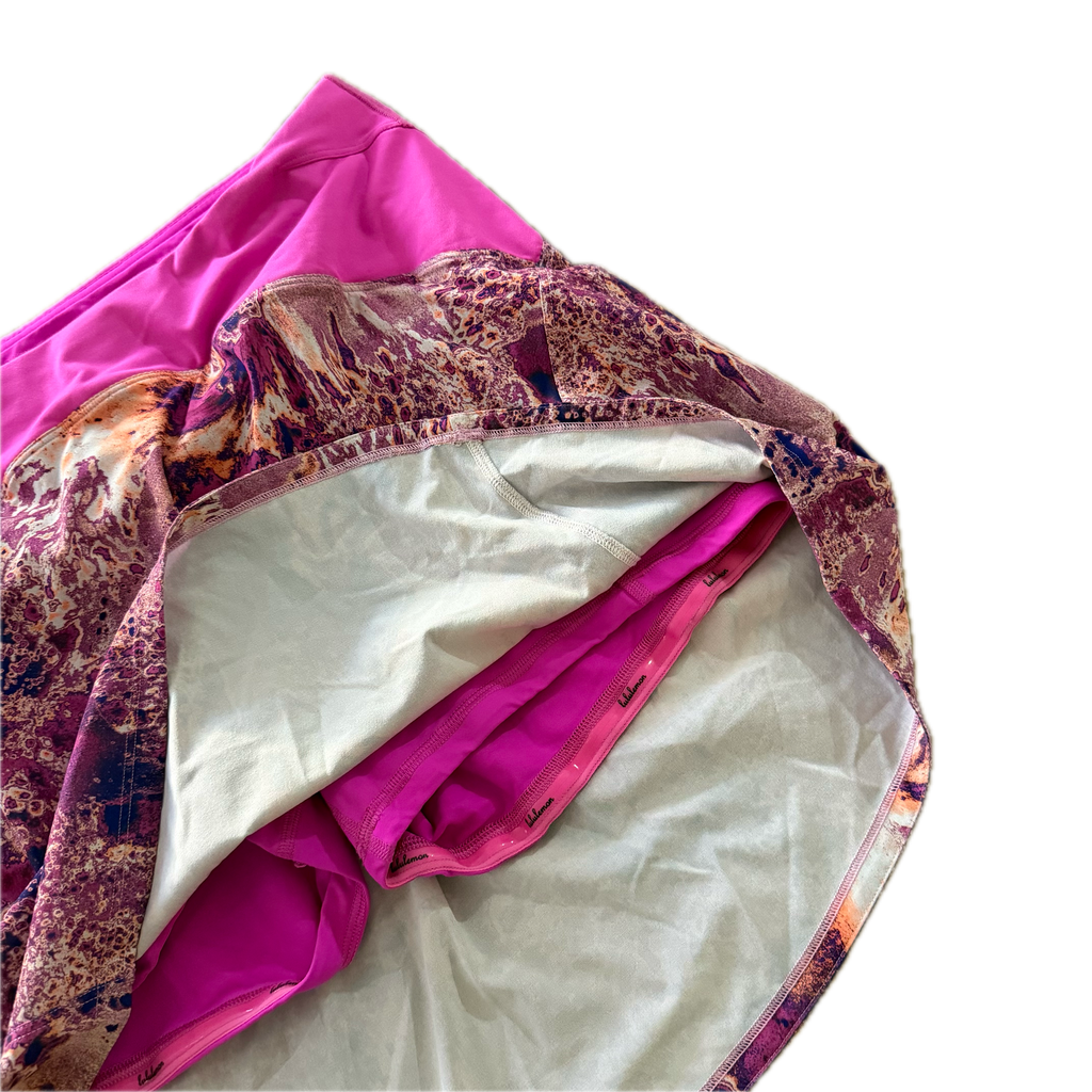 Falda Lululemon talla L print rosas