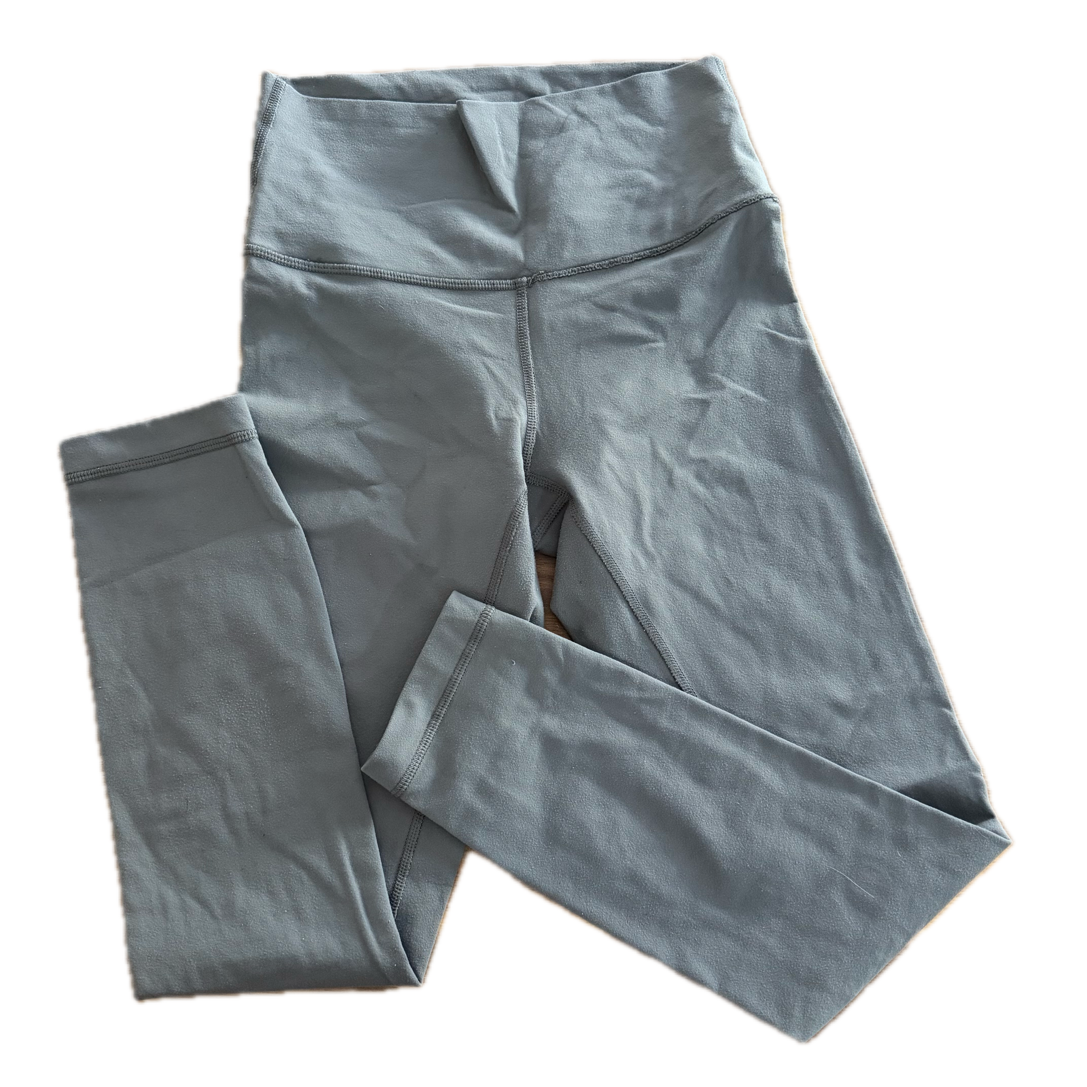 Legging Lululemon talla 4 gris claro tela Nulu™