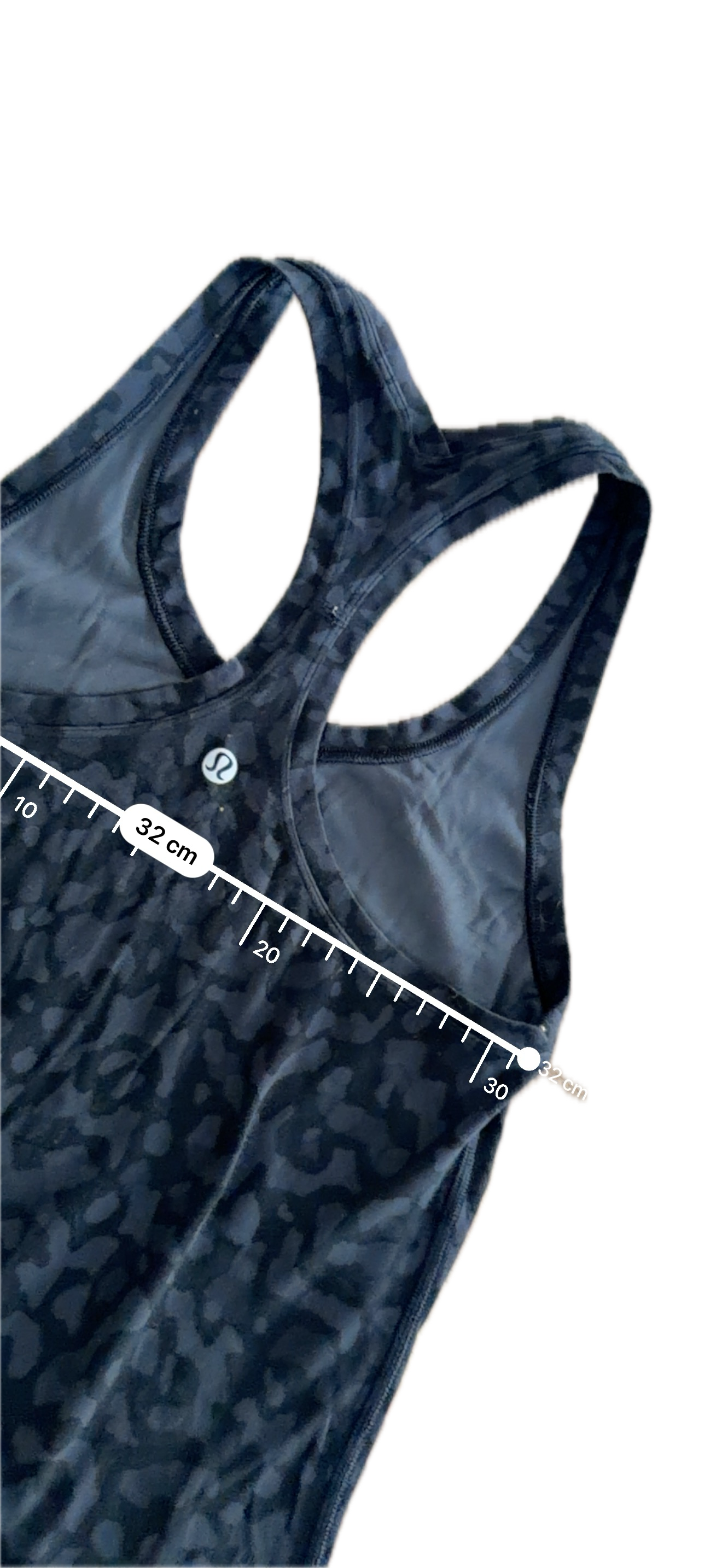 Tank Lululemon talla 4 color camo negro tela Nulu™