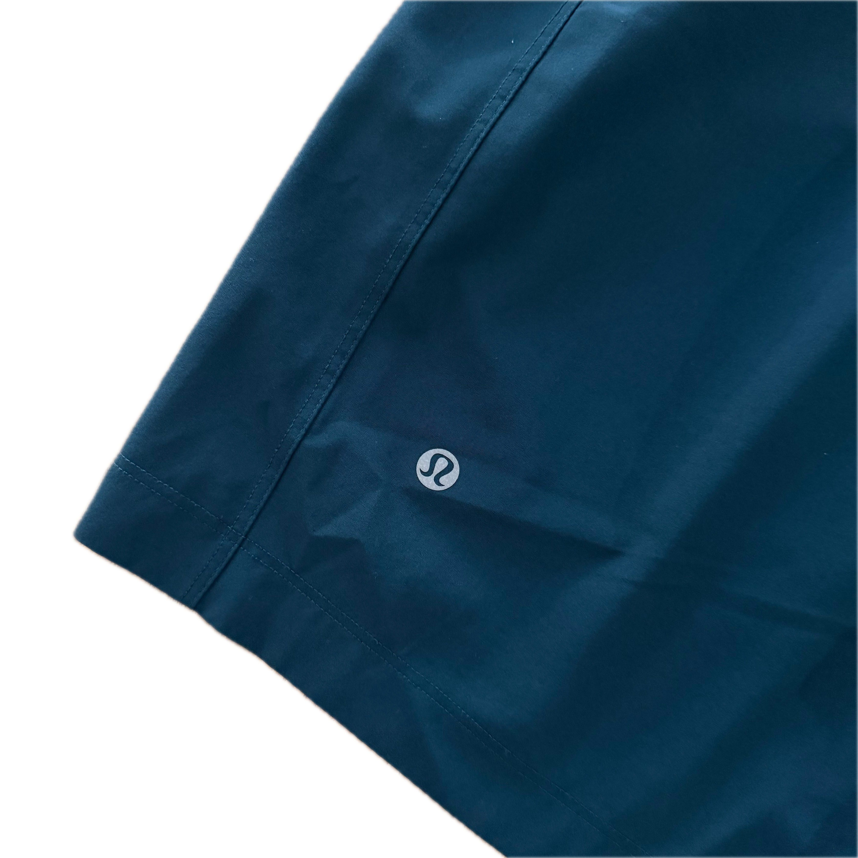 Short Lululemon talla L azul aqua tela Nulux™ para hombre