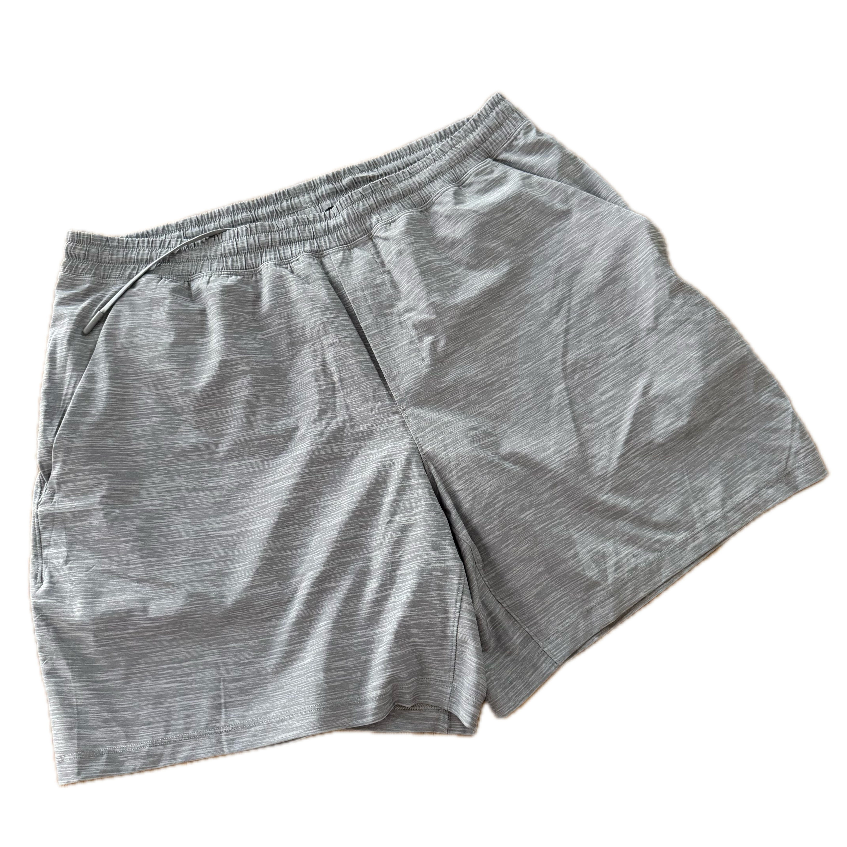 Short Lululemon talla XXL gris tela Nulux™ para hombre