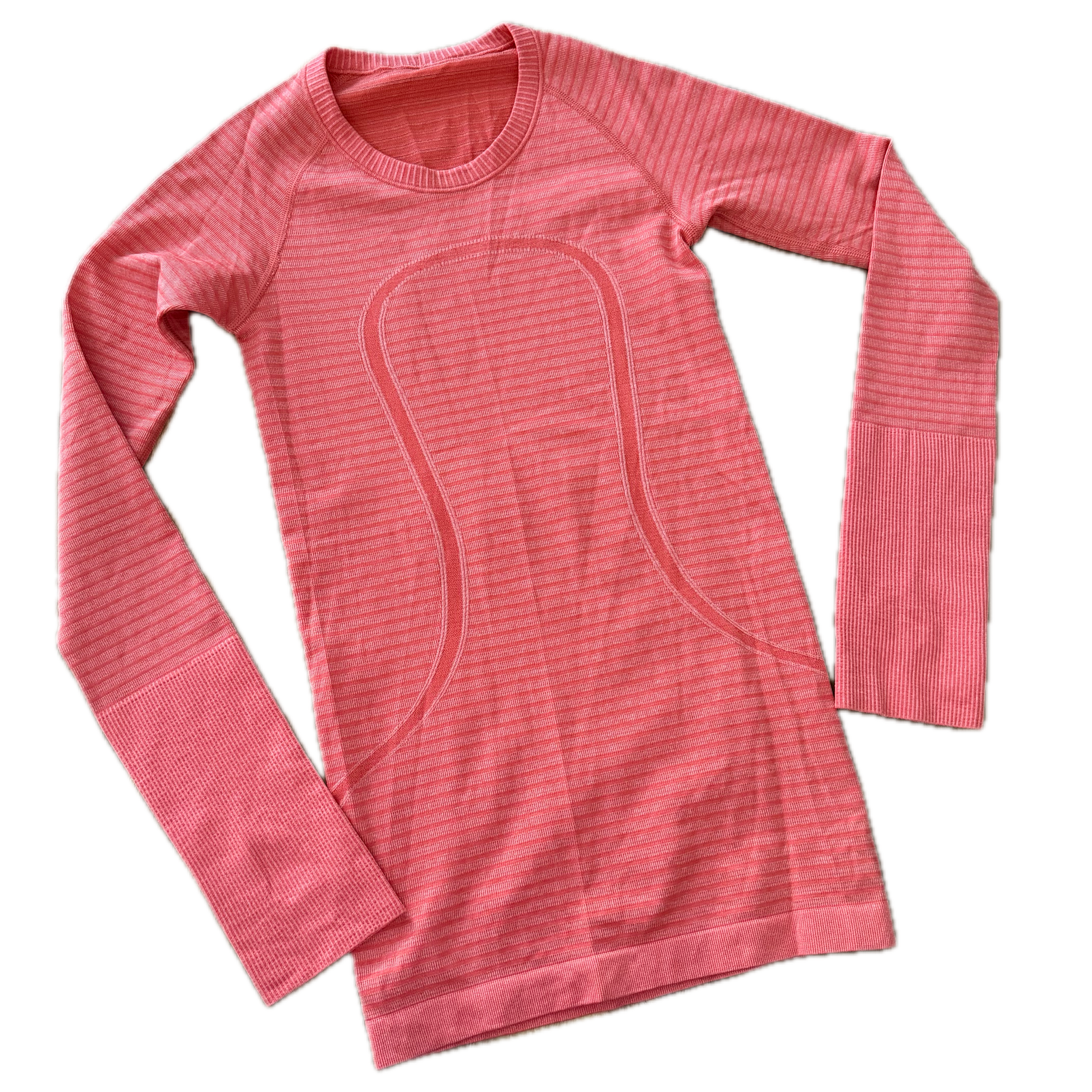 Playera Lululemon talla 2 color salmón tela Silverescent®