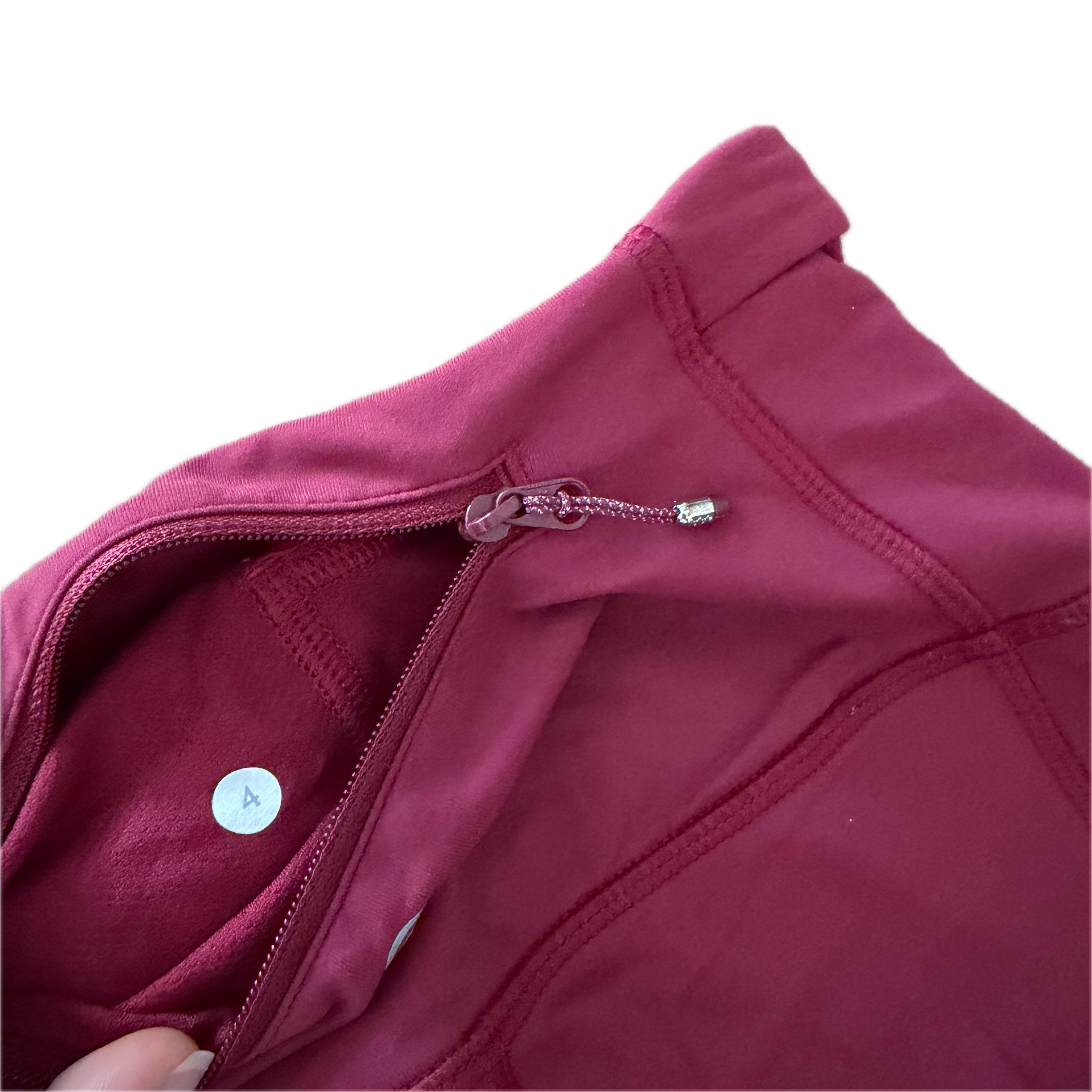 Legging Lululemon talla 4 color vino tela Luxtreme™