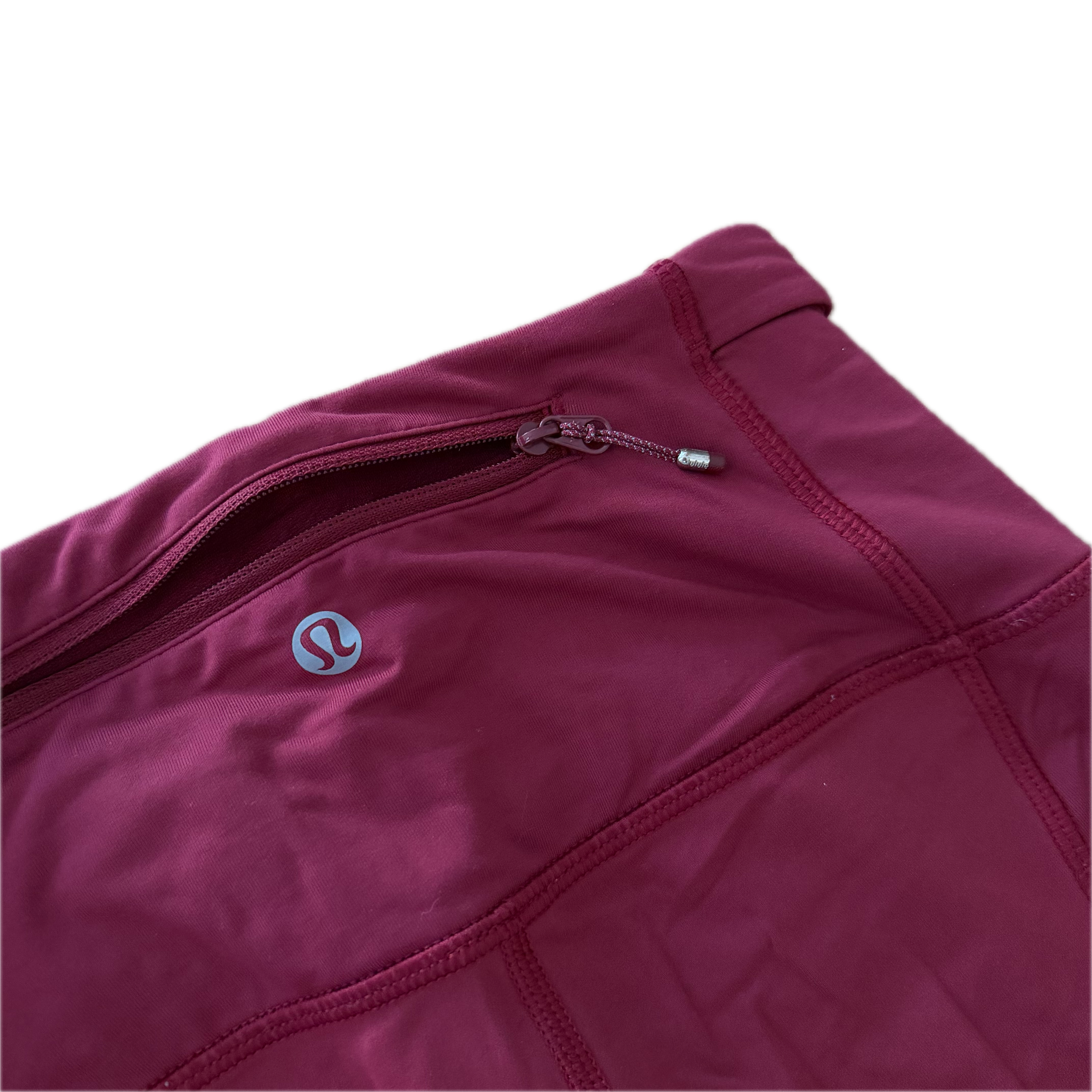 Legging Lululemon talla 4 color vino tela Luxtreme™