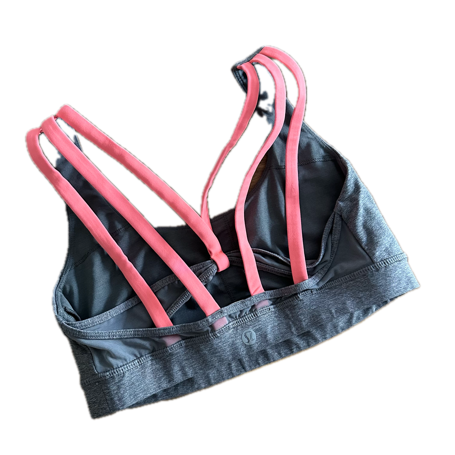 Top 6 gris con tirantes coral