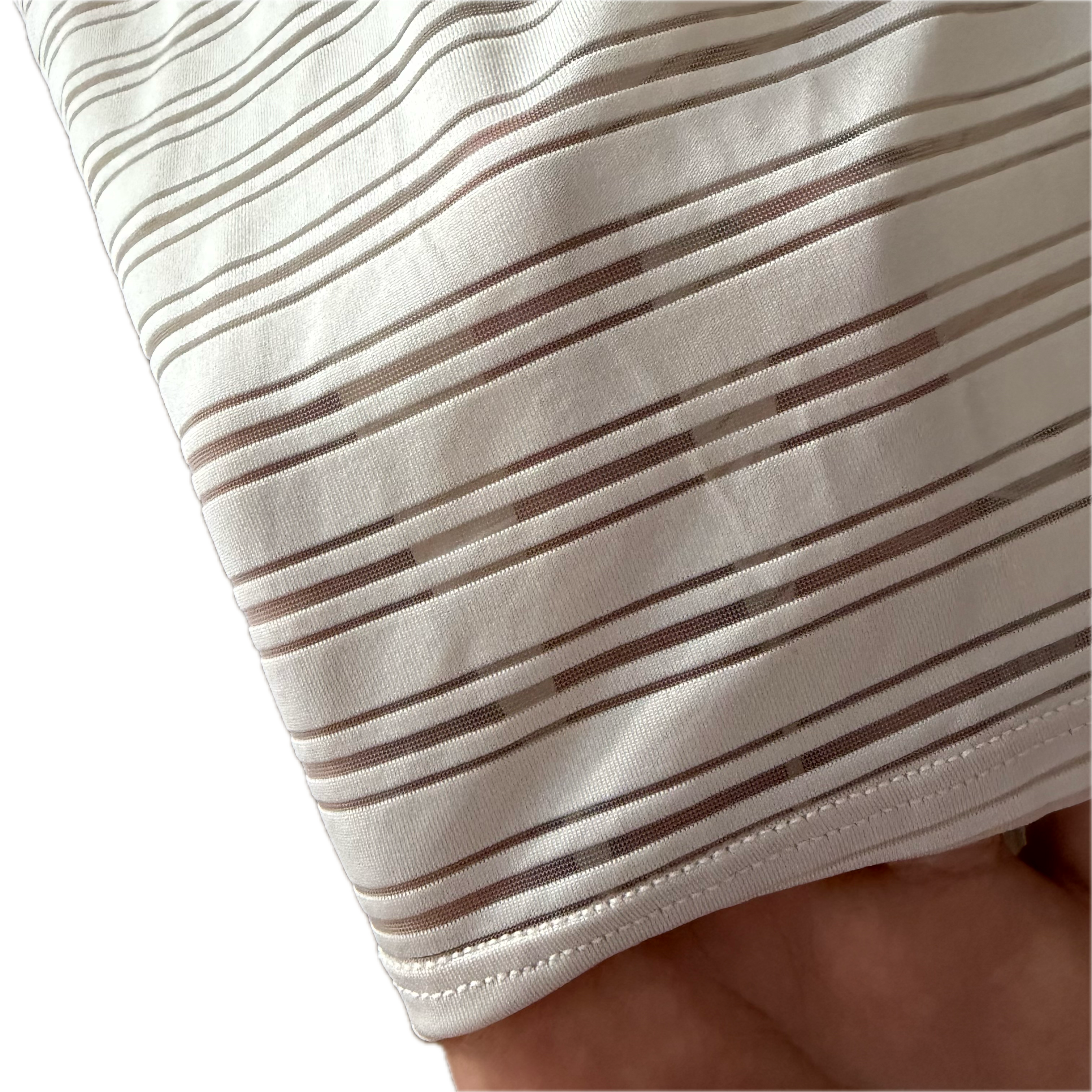 Tank Lululemon talla 4 color rosa palo tela Nulux™