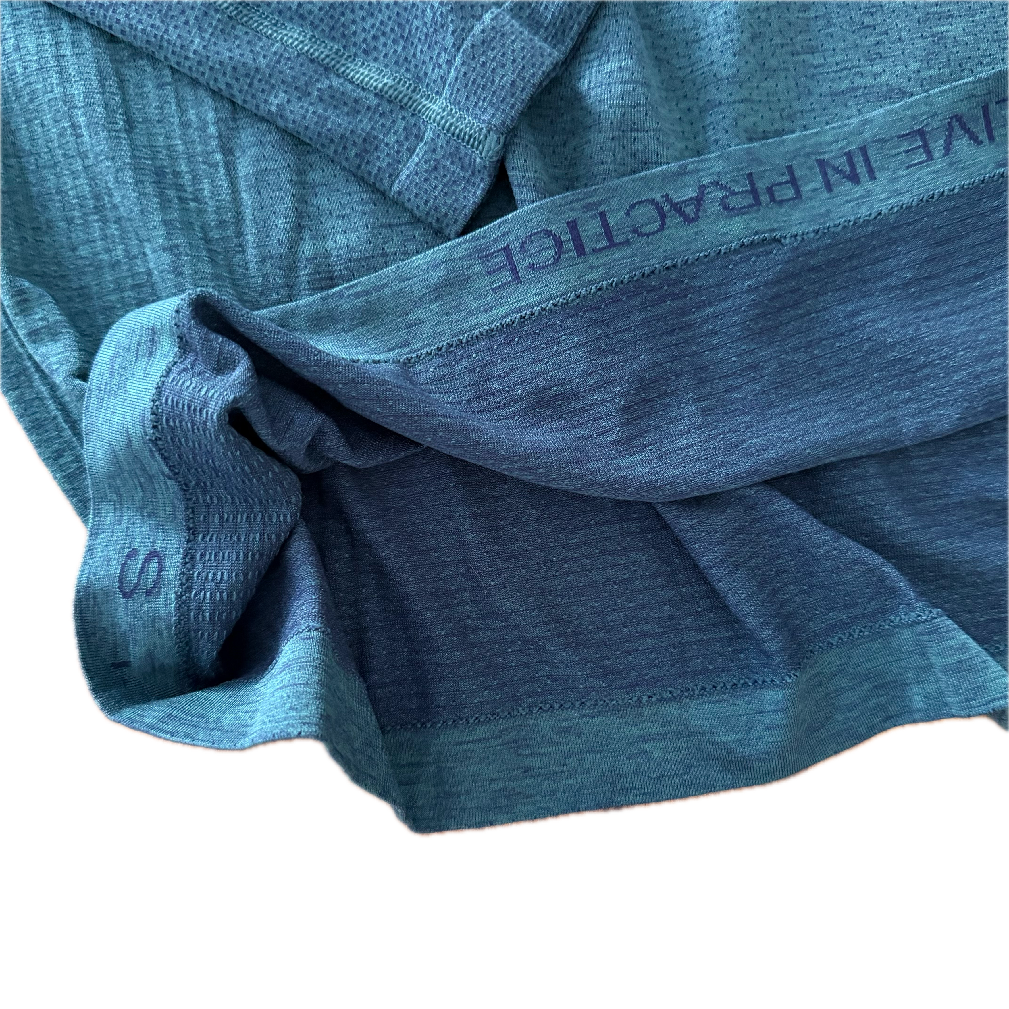 Playera Lululemon talla S de hombre color azul tela Silverescent™