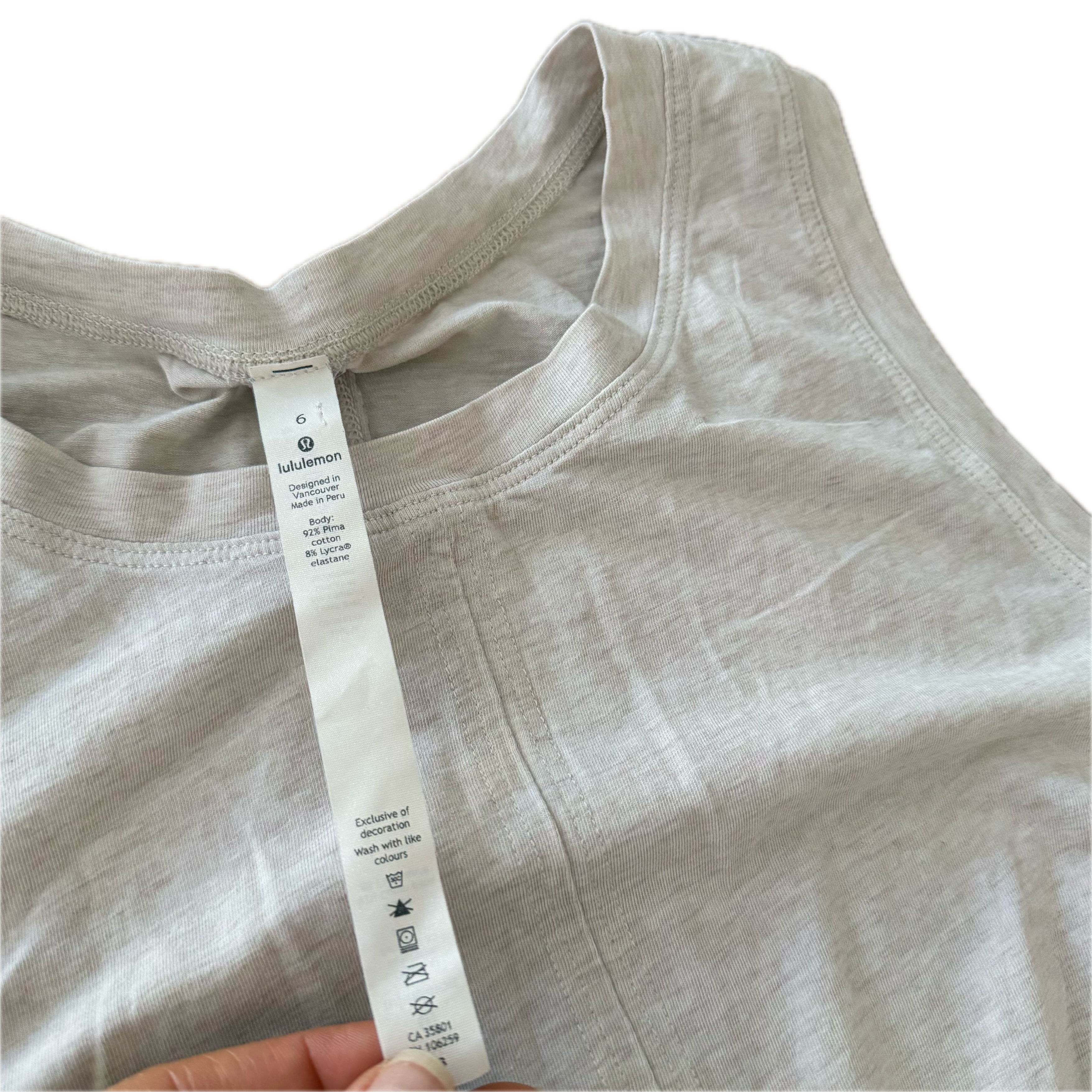 Tank Lululemon talla 6 color blanco tela Pima cotton™