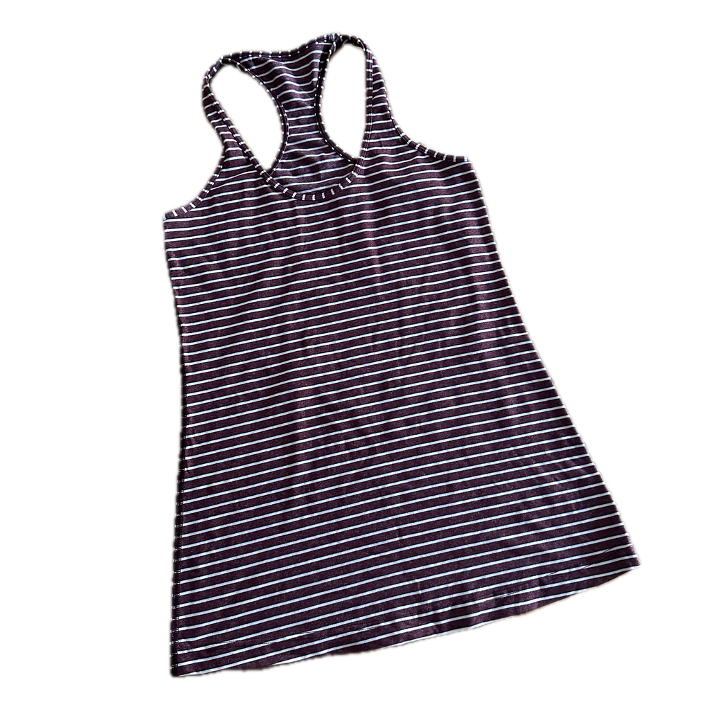 Tank Lululemon talla XCH rayitas vino con blanco