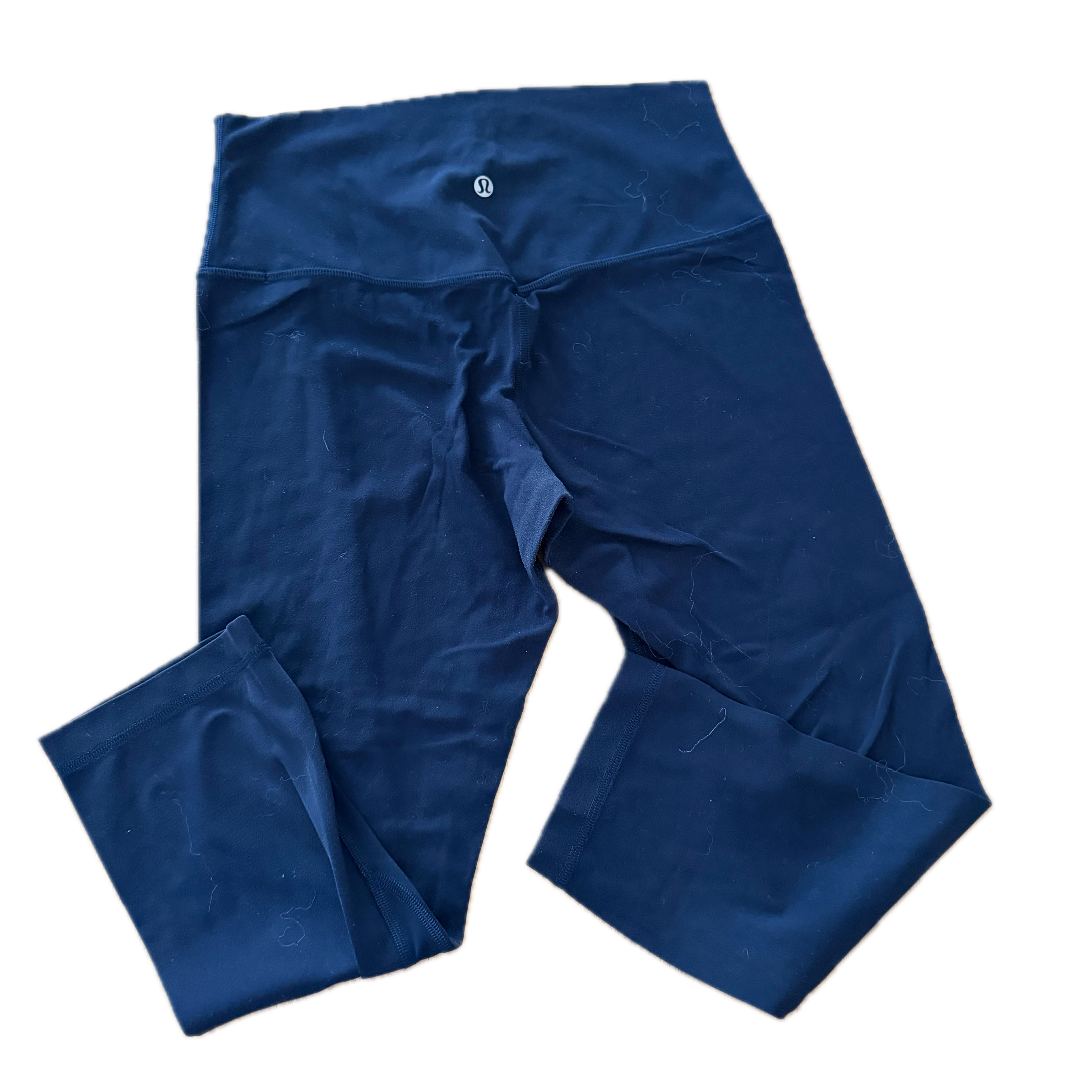 Legging Lululemon talla 8 color azul marino tela Nulu™