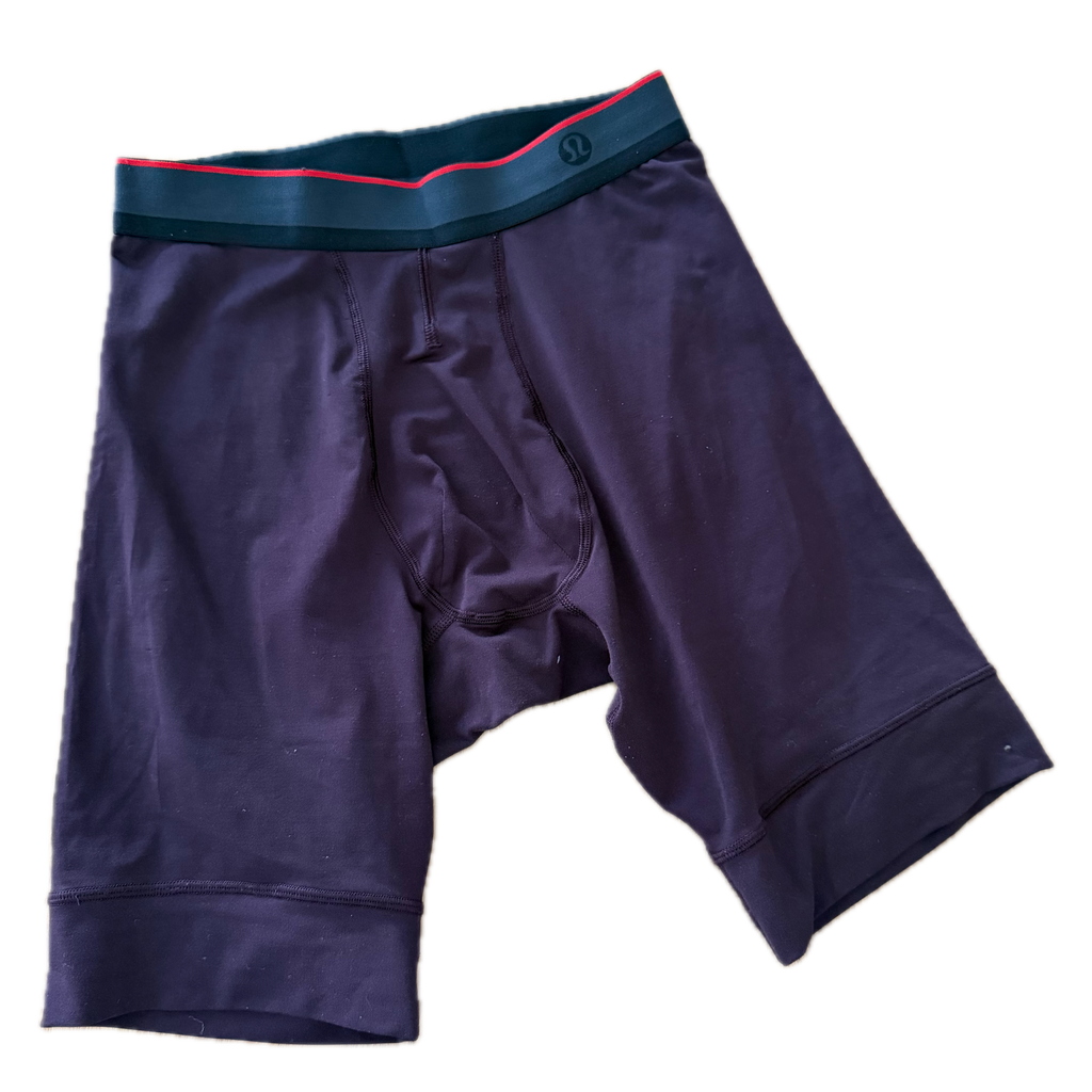 Boxer Lululemon talla M color vino tela Everlux™