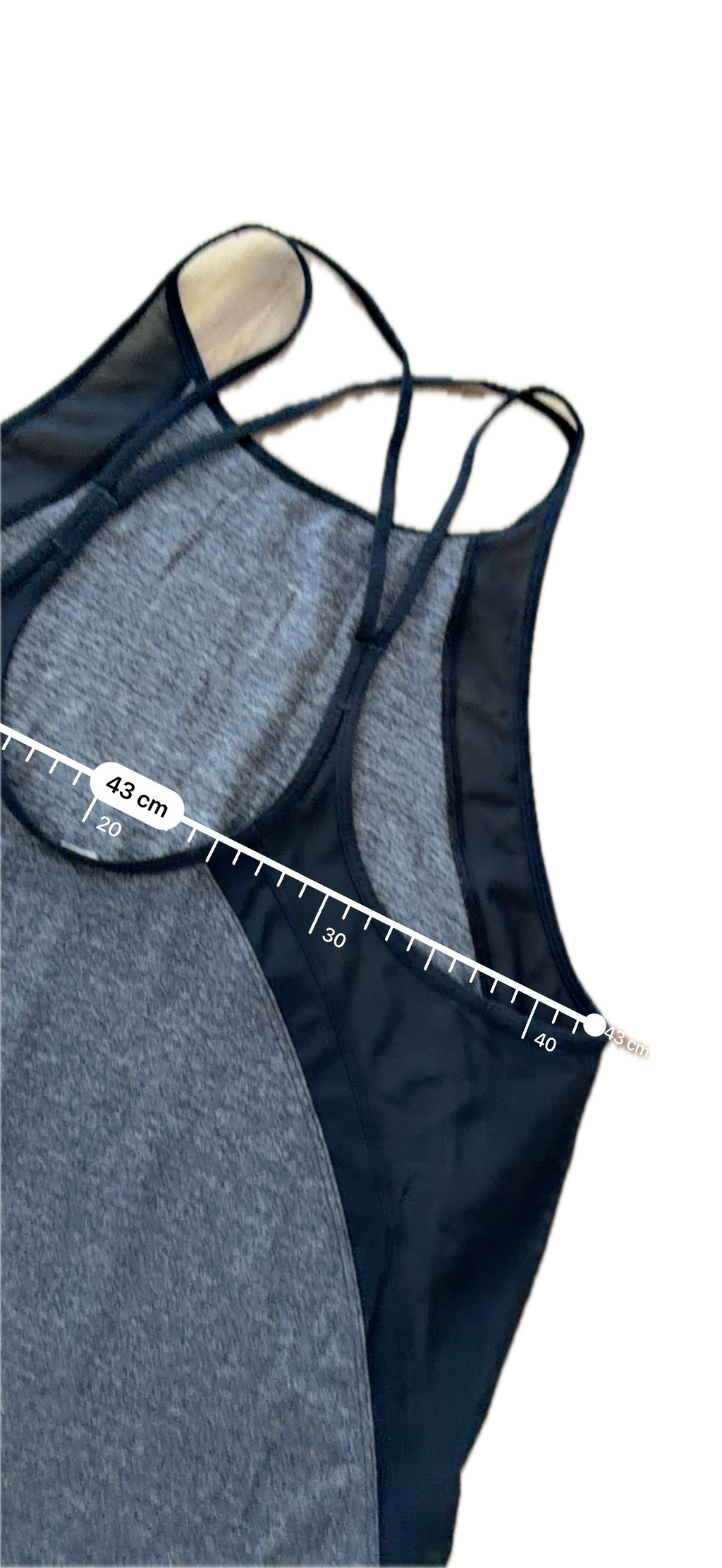 Tank talla 10 gris jaspeada y negro