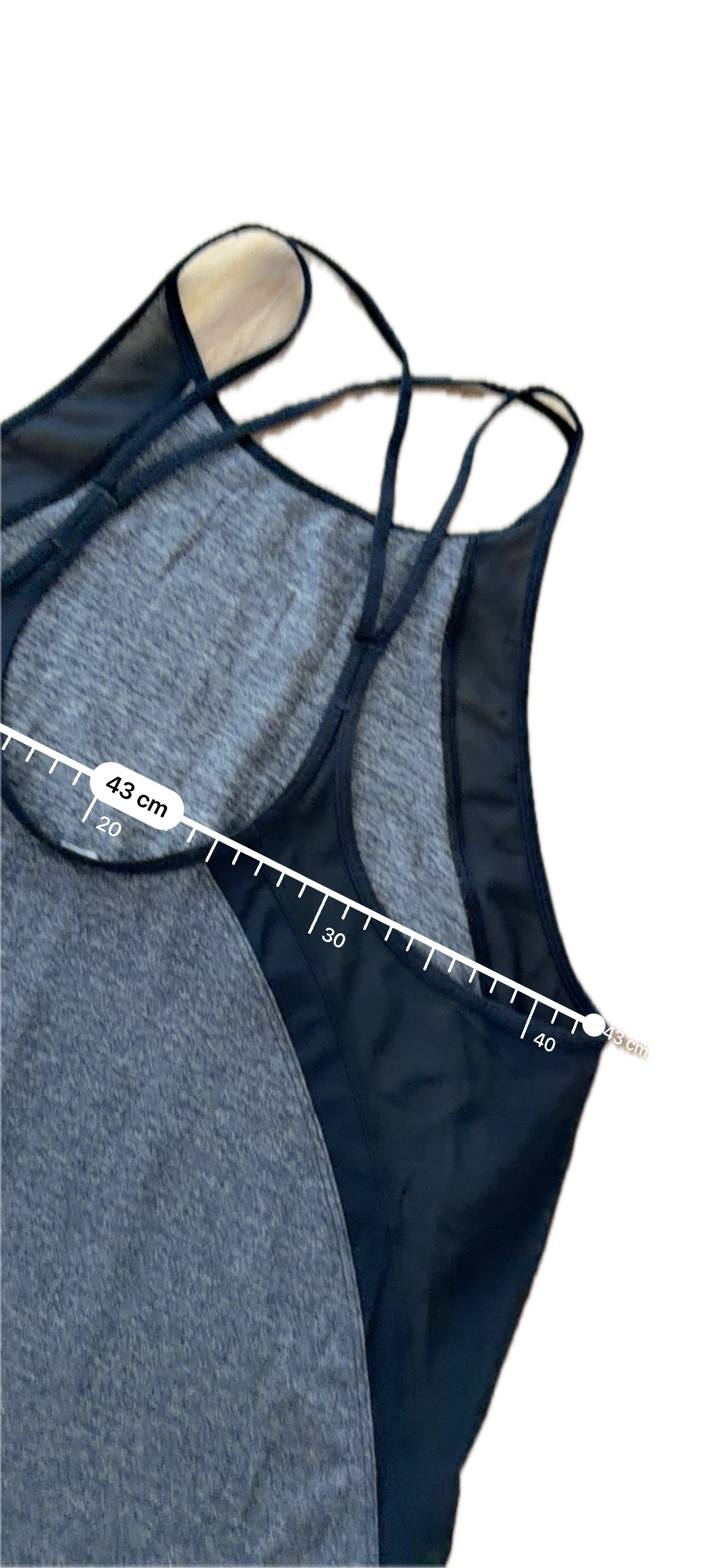 Tank Lululemon talla 8 color gris tela Nulux™