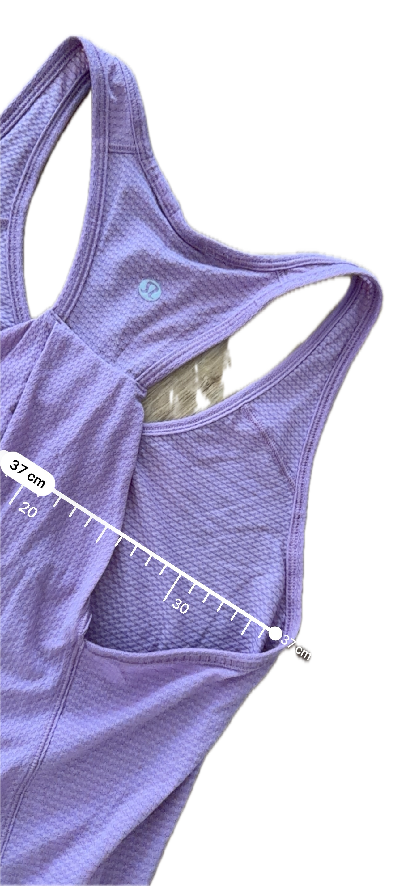 Tank Lululemon talla 8 color rosa tela Nulux™