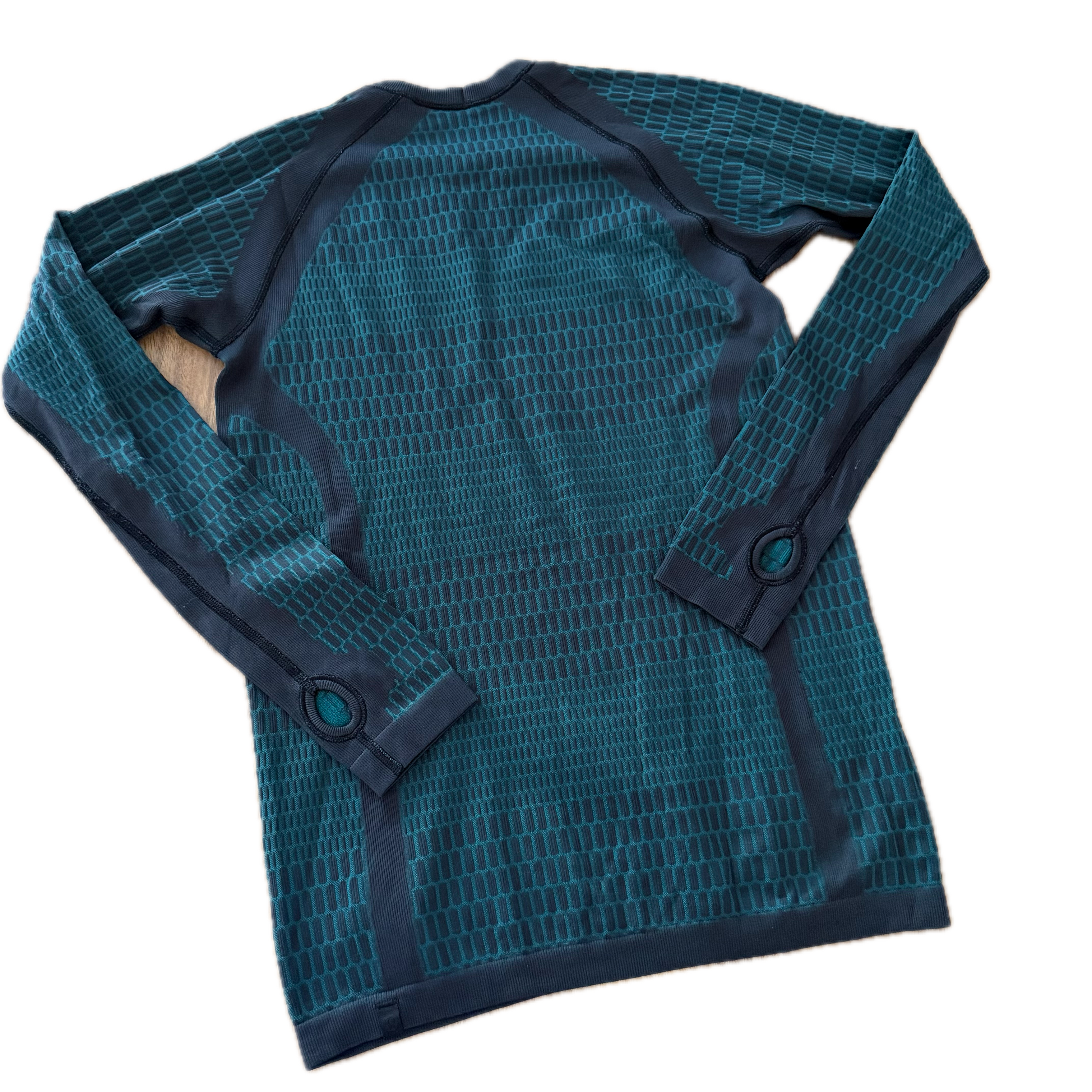 Playera Lululemon talla 8 color negro/verde tela Silverescent™