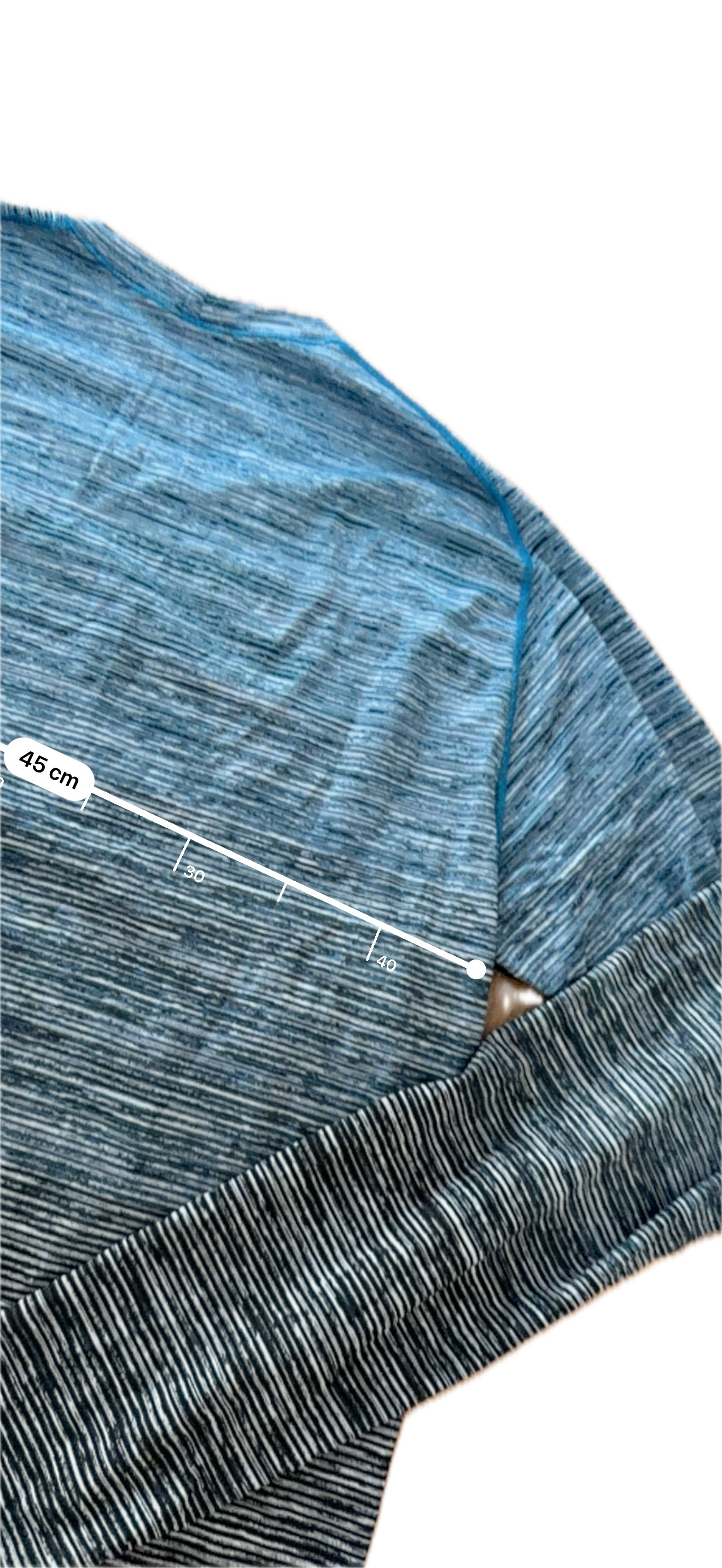 Playera Lululemon talla 12 color gris tela Silverescent™