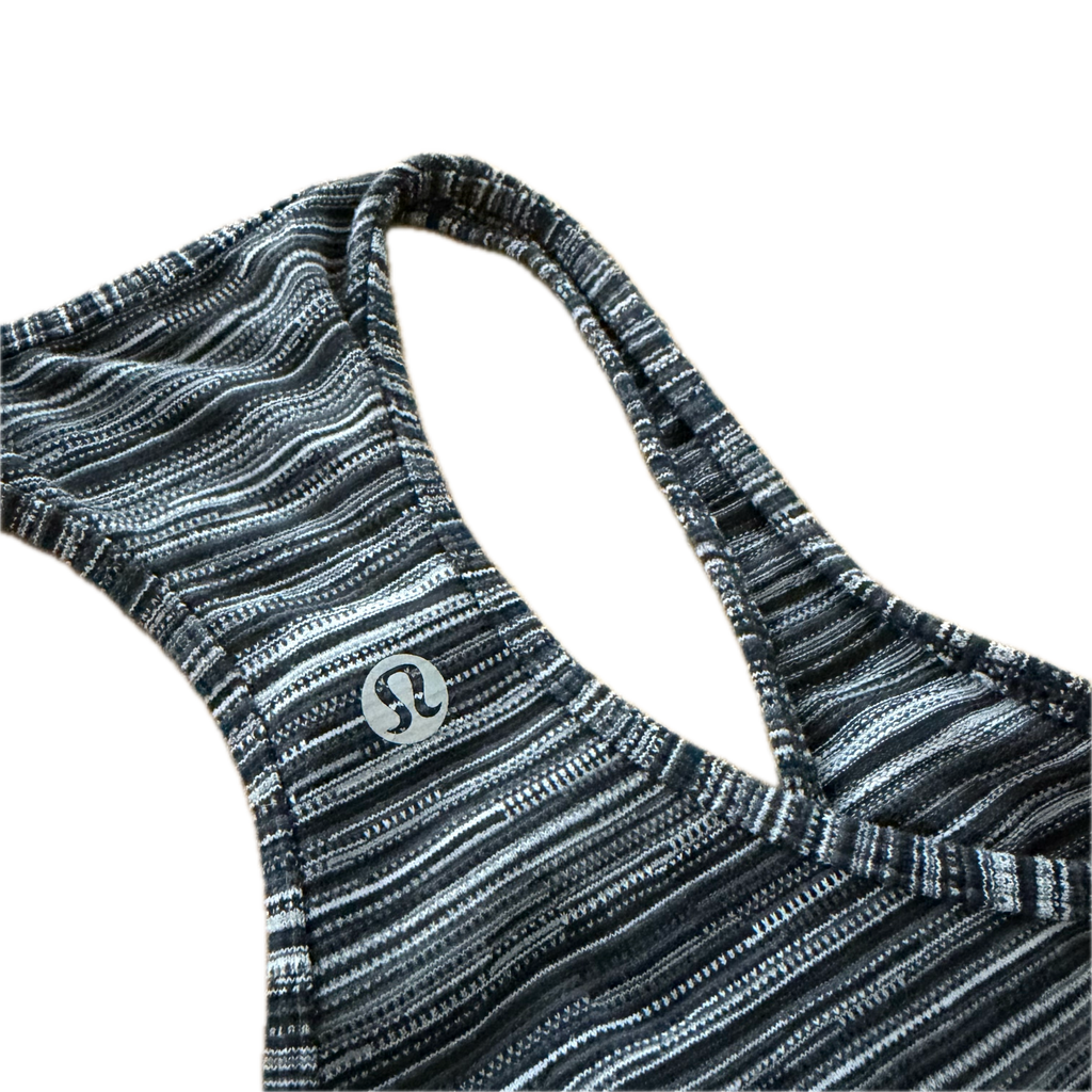 Tank talla 4 rayas grises