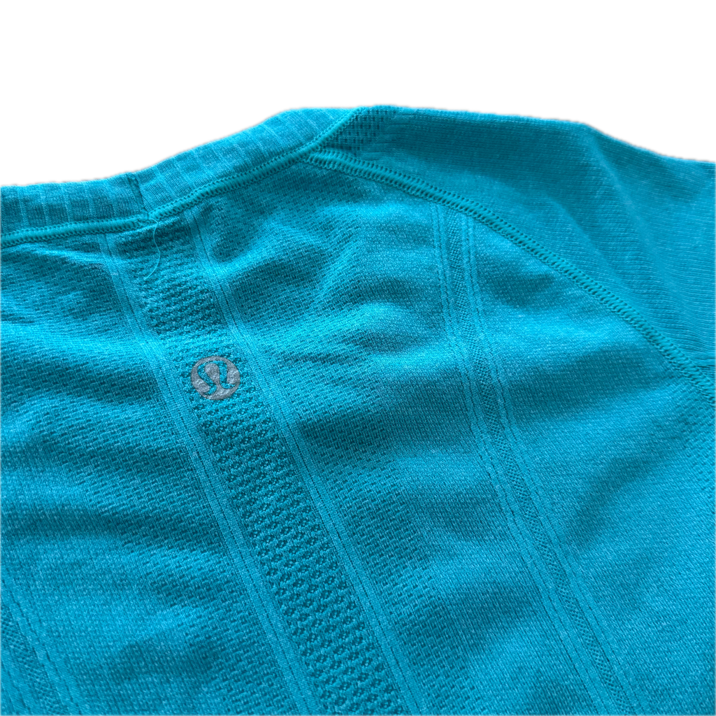 Playera talla 4 azul tela anti olor