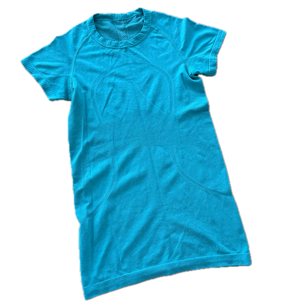 Playera talla 4 azul tela anti olor