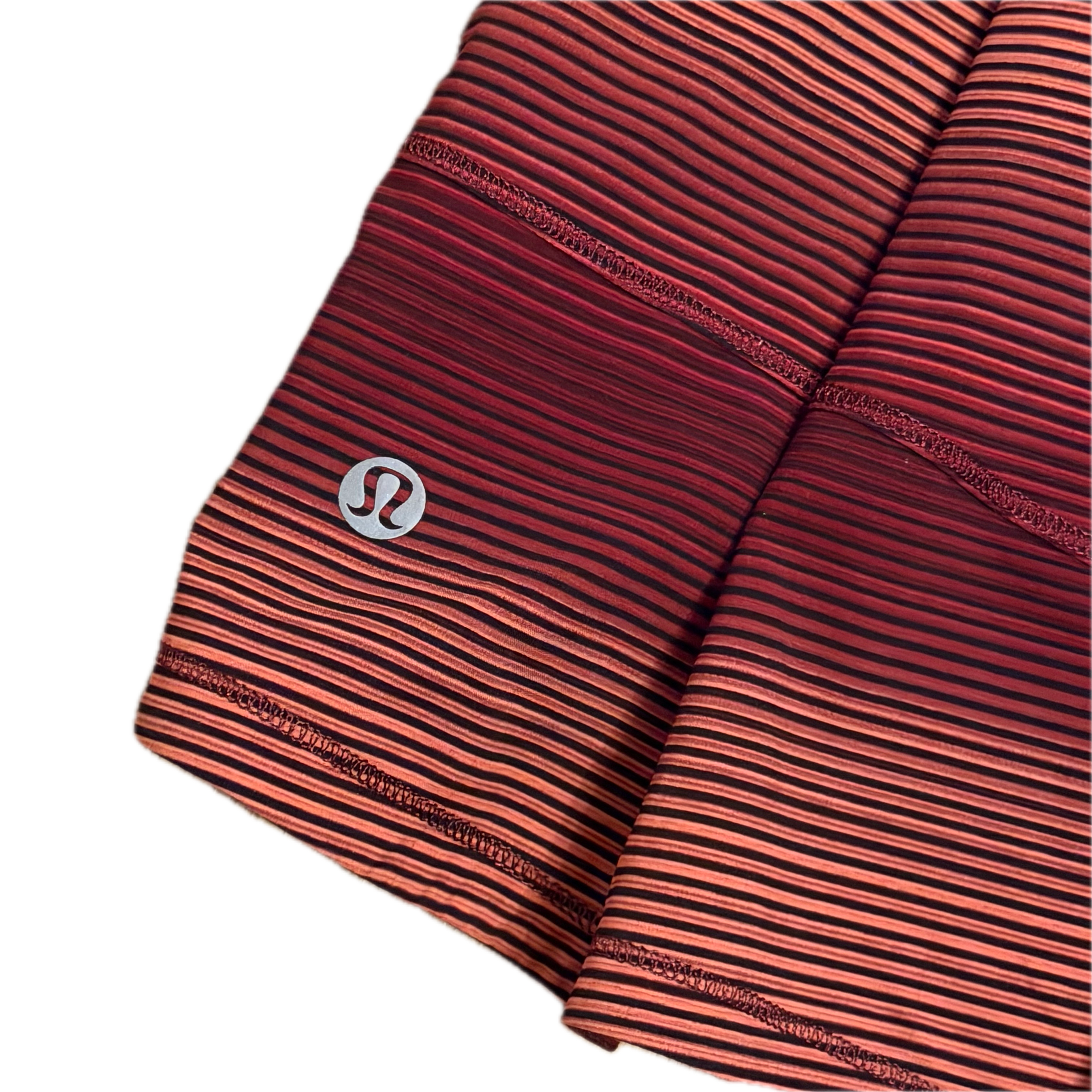 Falda Lululemon talla 10 color naranjas degradado tela Luxtreme™
