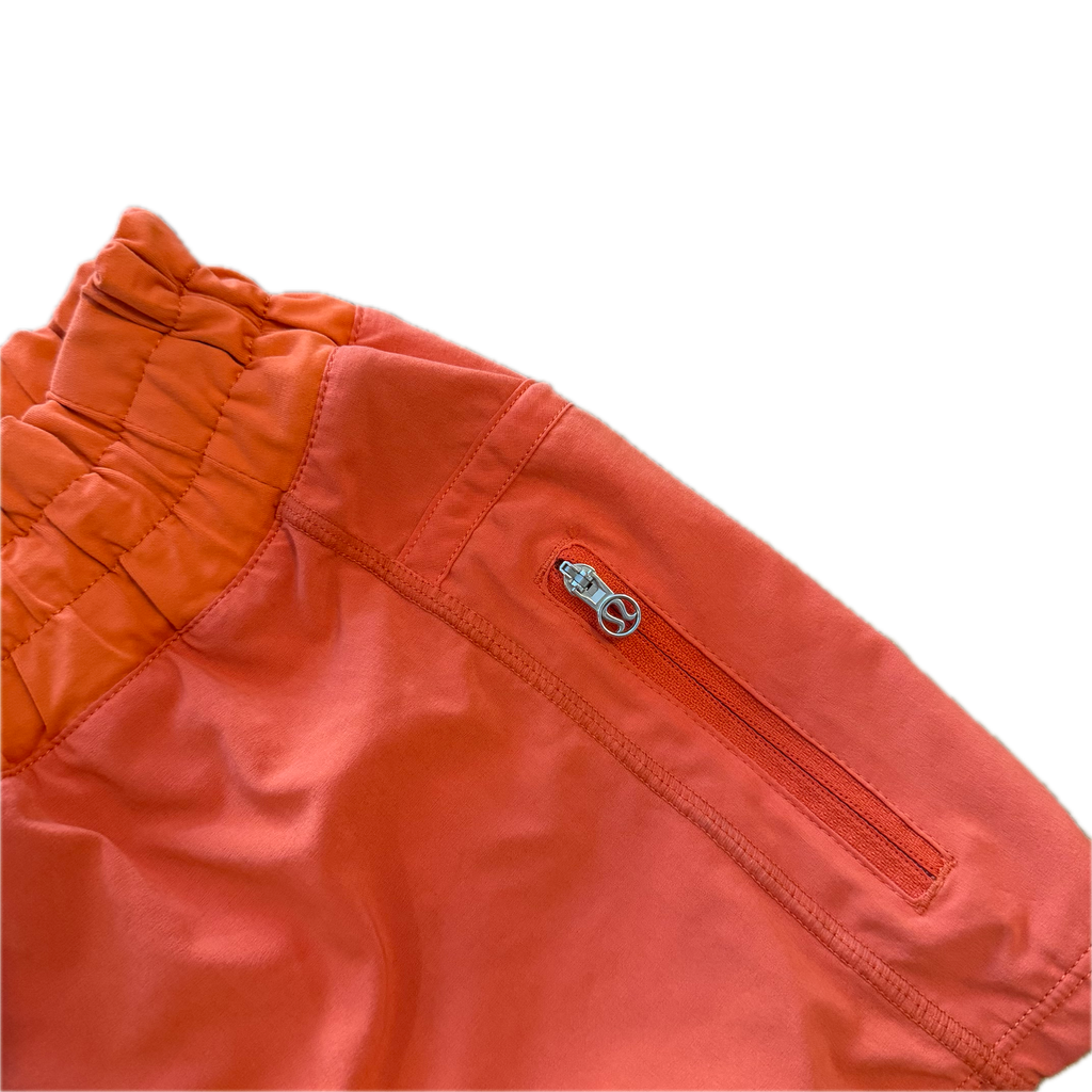 Short talla 4 naranja