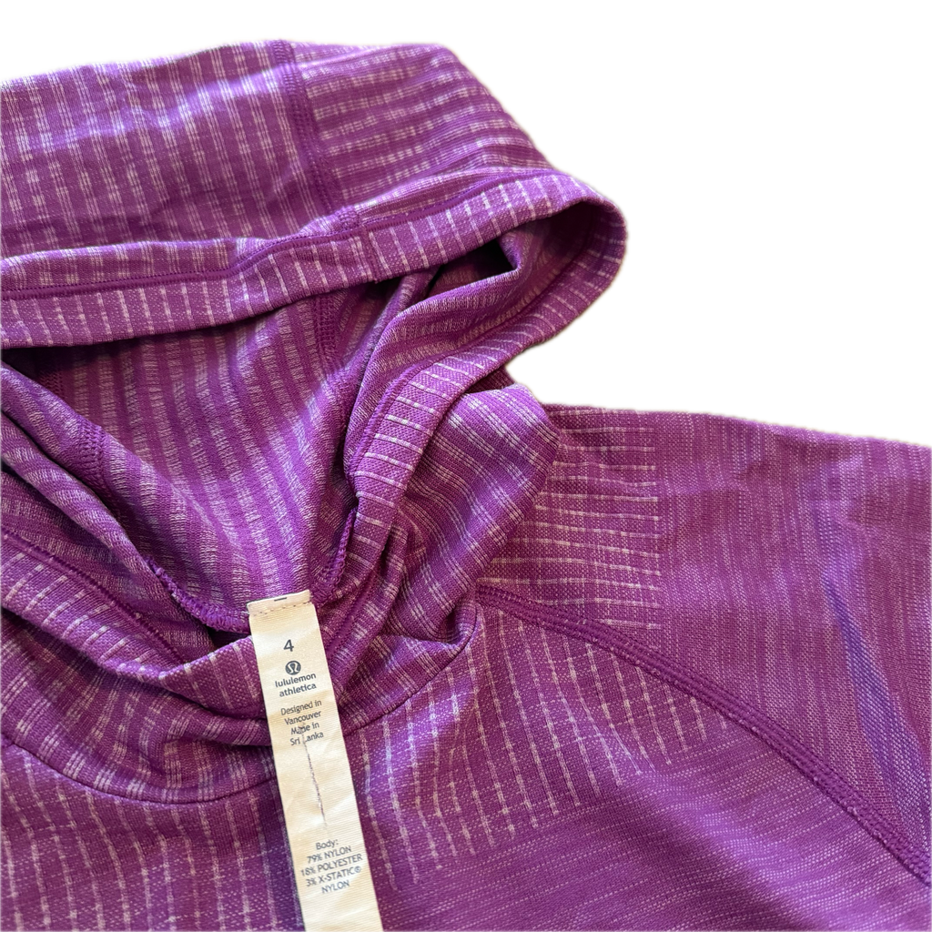Jacket talla 4 morada tela anti olor
