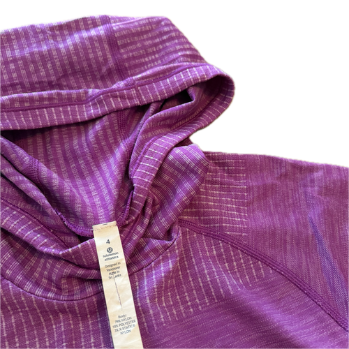 Jacket talla 4 morada tela anti olor