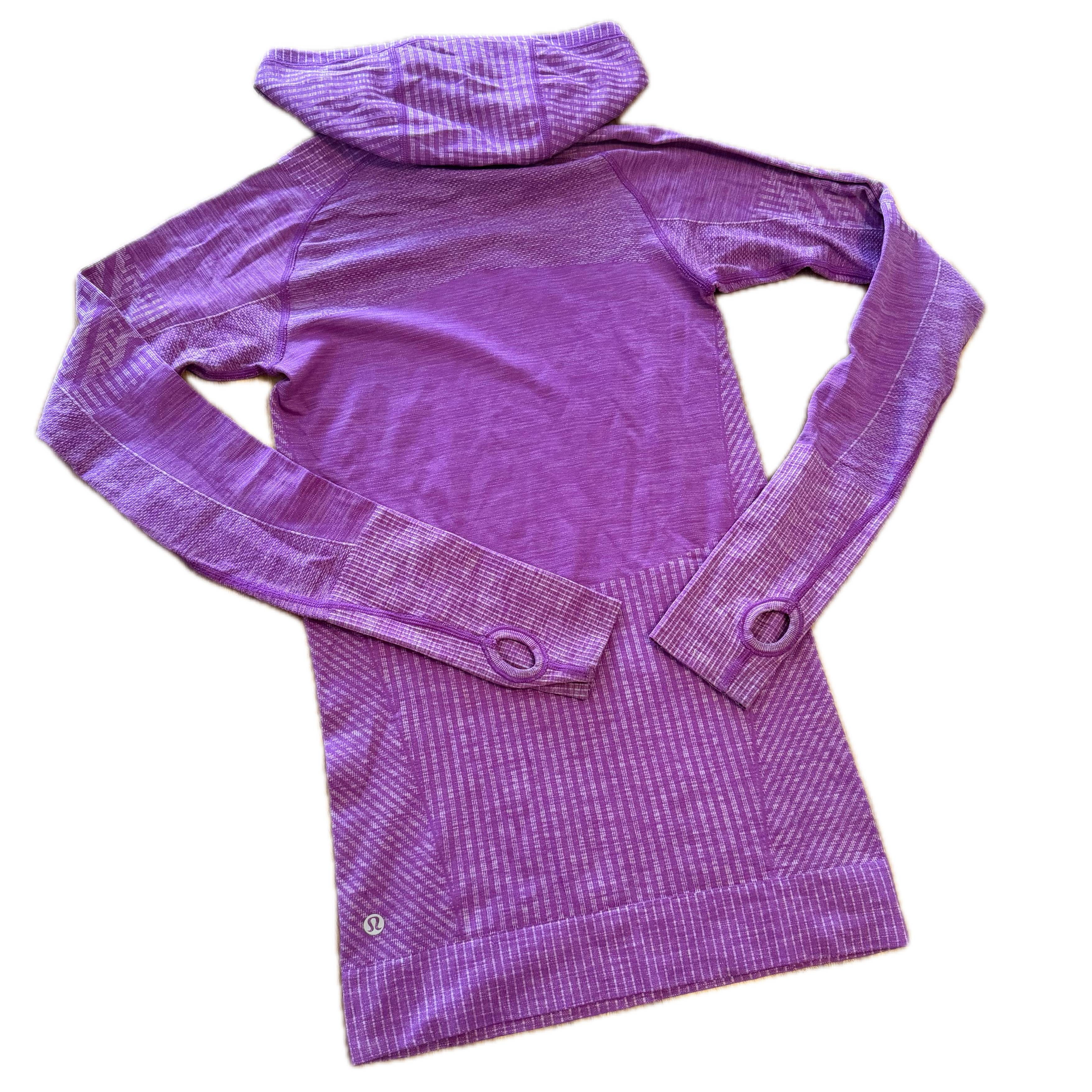 Hoodie Lululemon talla 4 morado tela Silverescent™