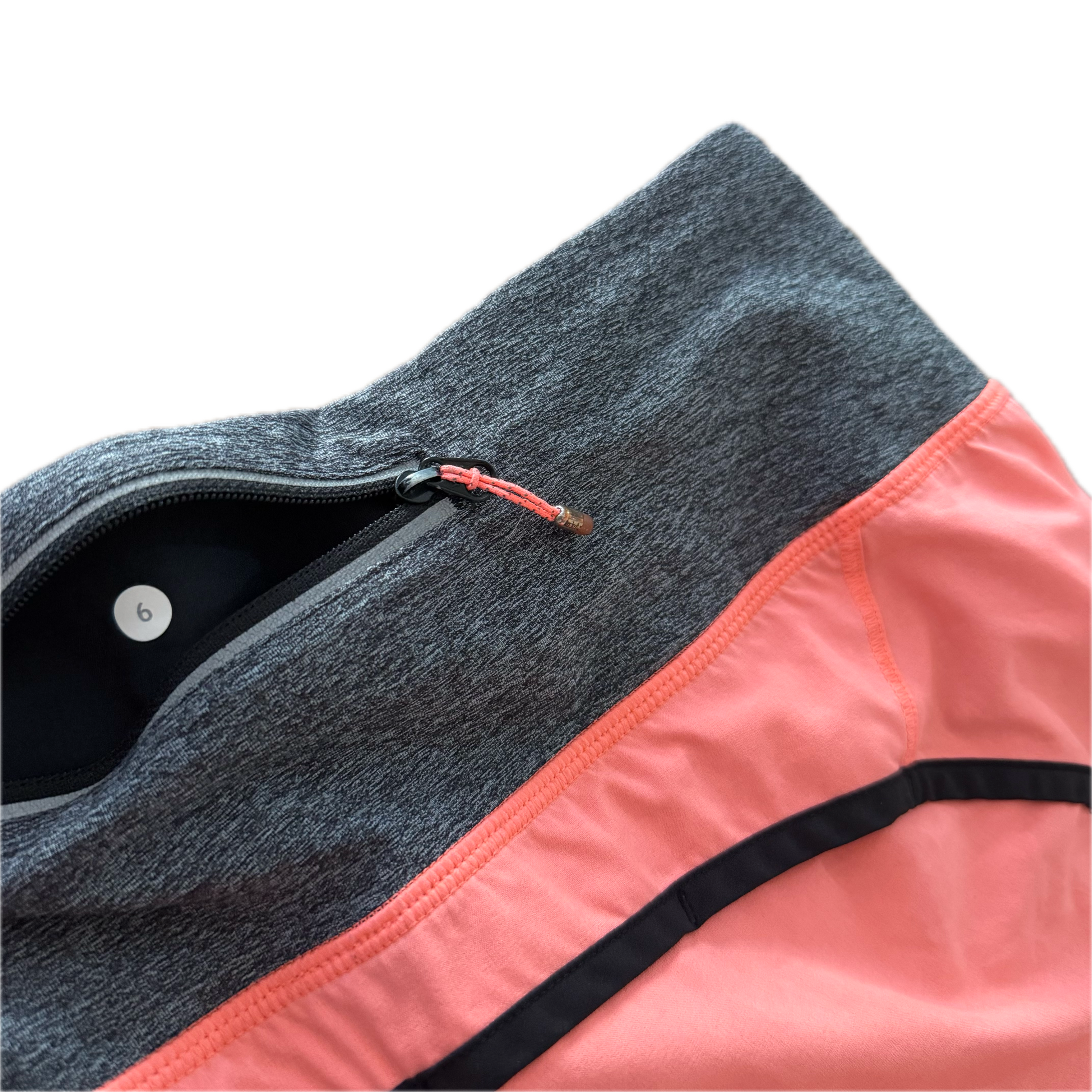 Short Lululemon talla 6 coral tela Nulux™