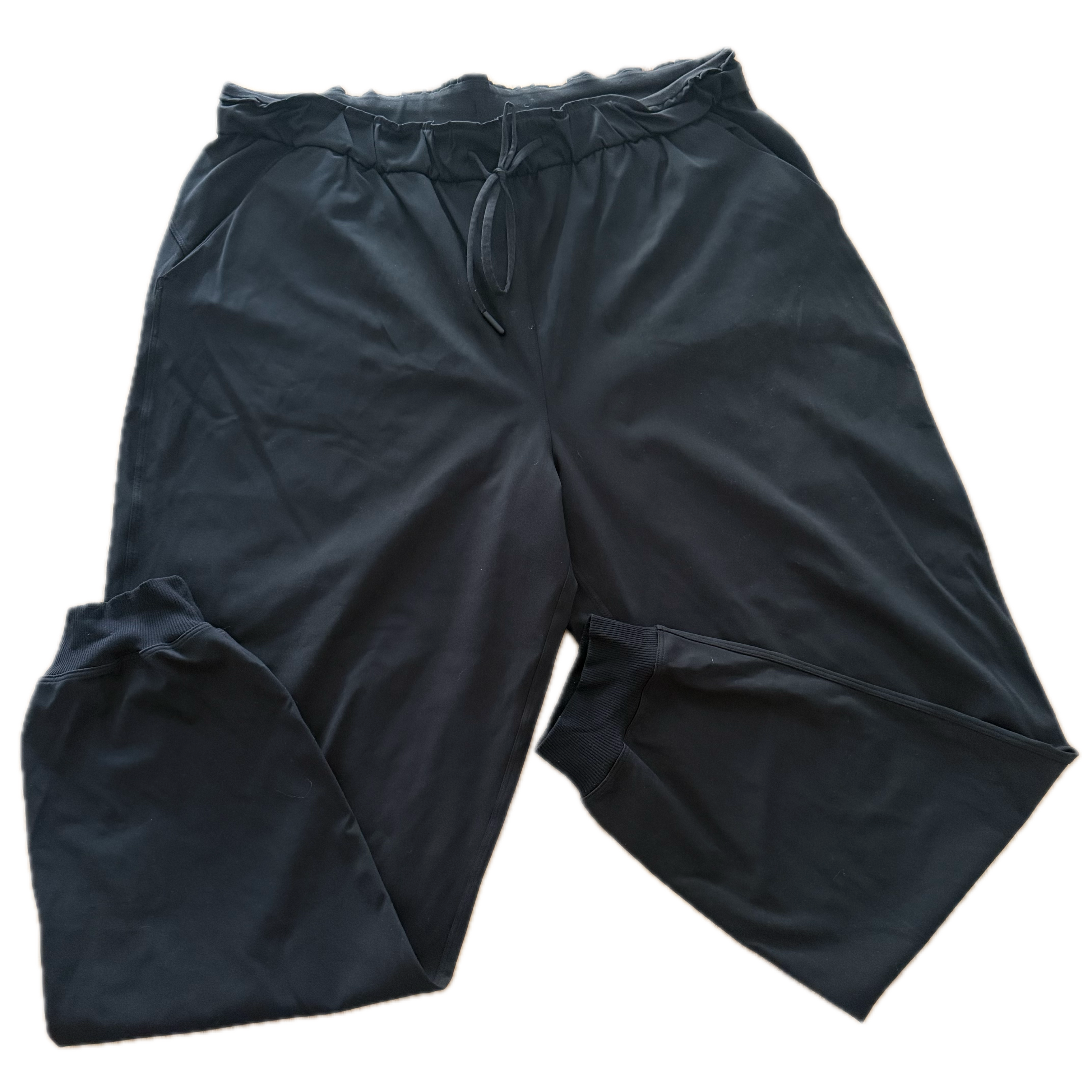 Jogger Lululemon talla 14 negro tela Nulux™