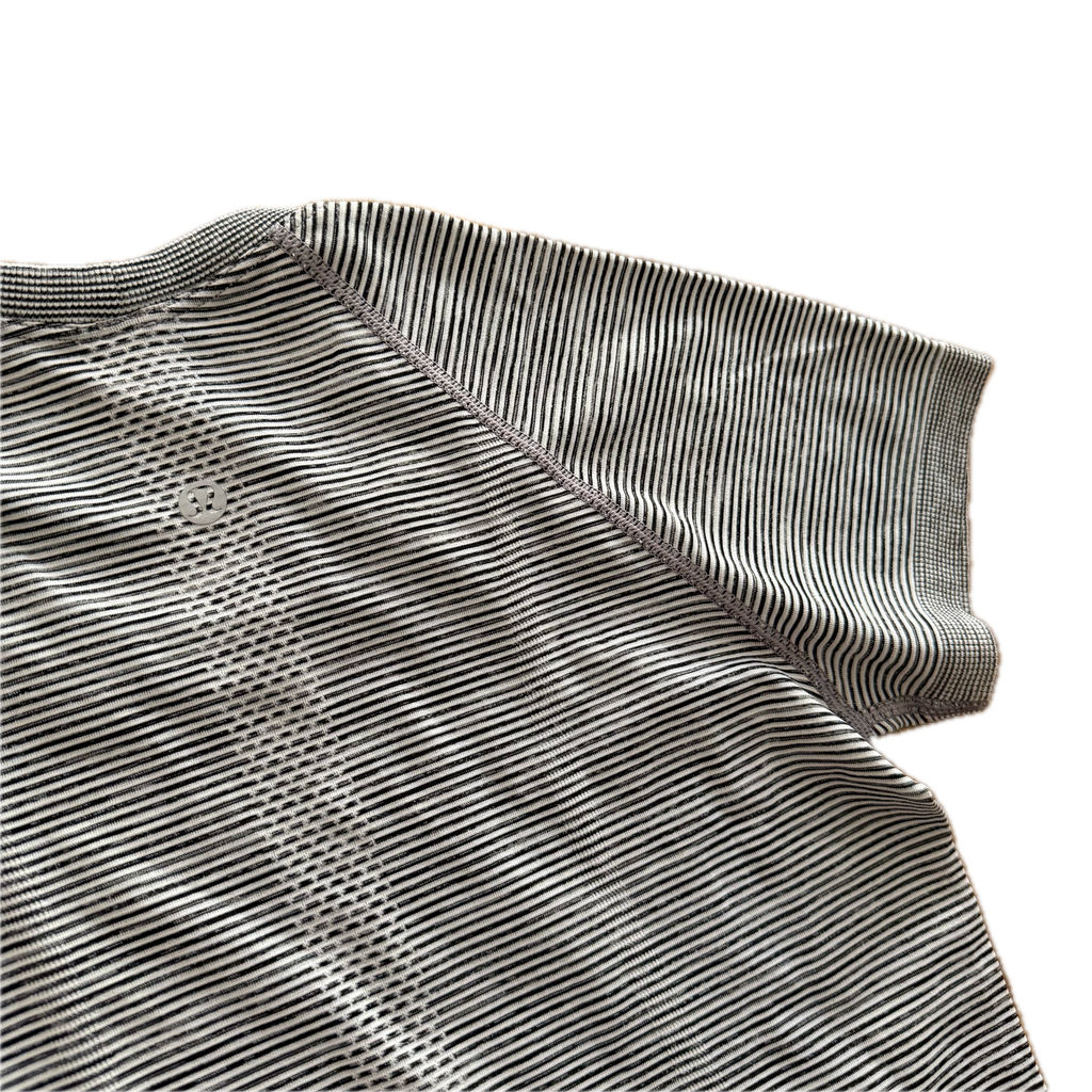 Playera talla 4 gris tela anti olor