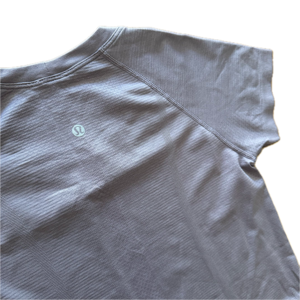 Playera de manga corta talla 6 lila