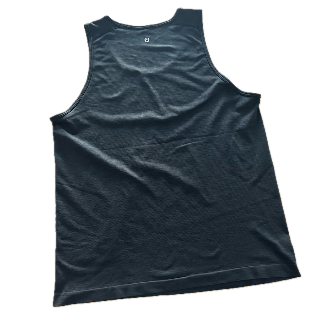 Tank Lululemon talla L negra de hombre