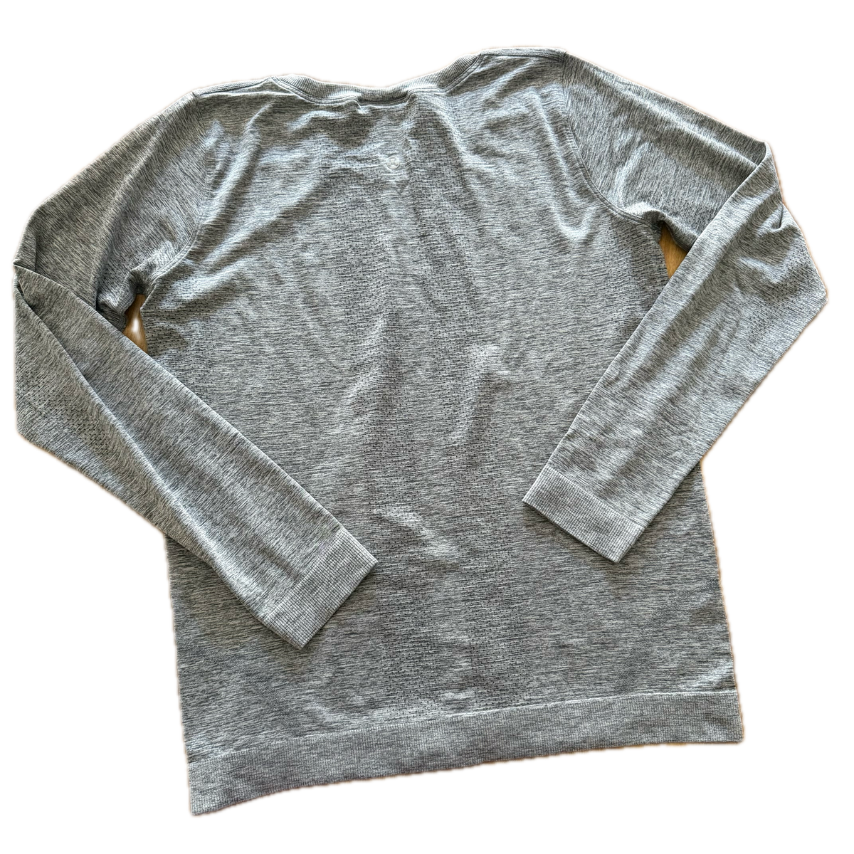 Playera de manga larga talla 8-10 gris