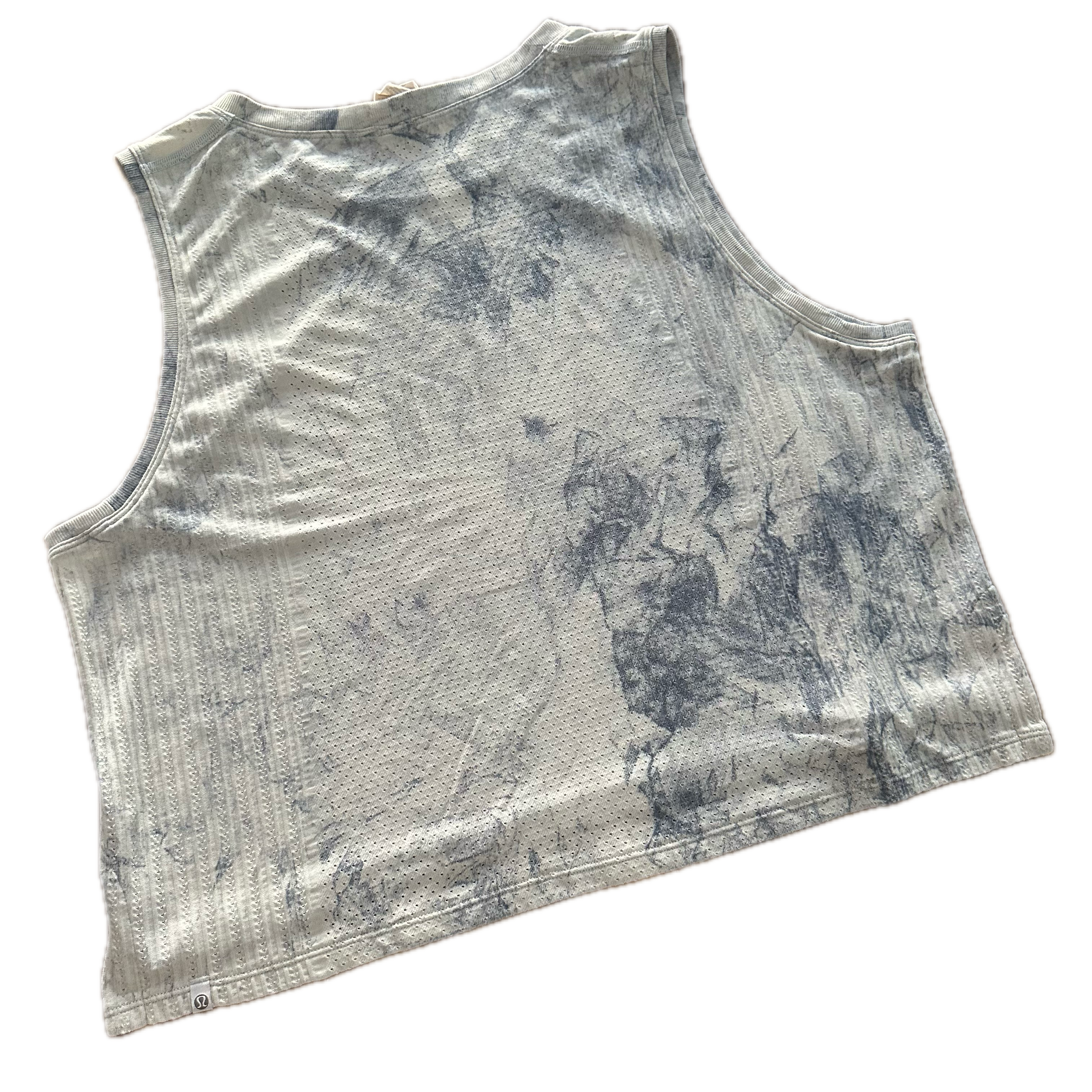 Tank Lululemon talla L smoke blanca y azul