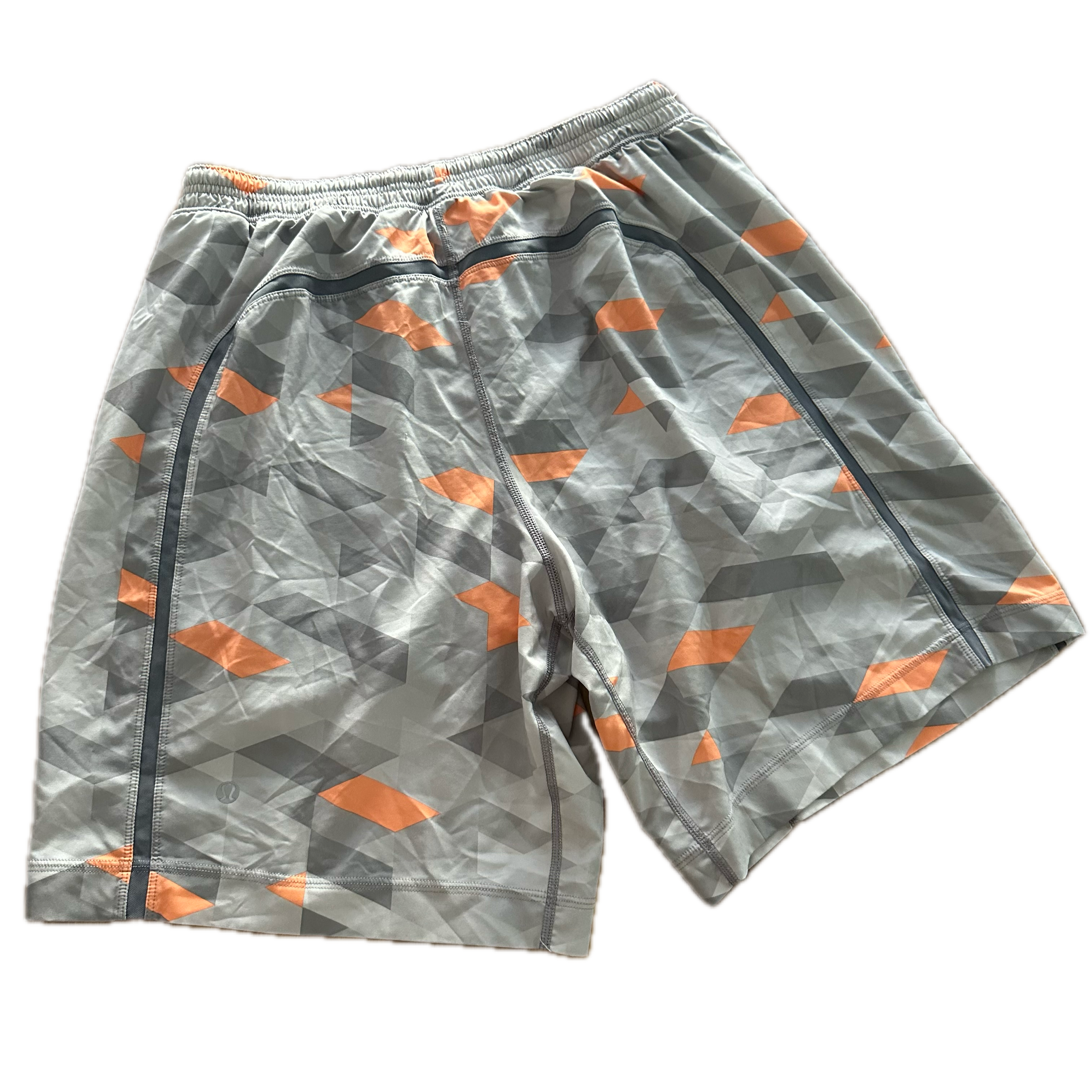 Short Lululemon L gris con naranja de hombre
