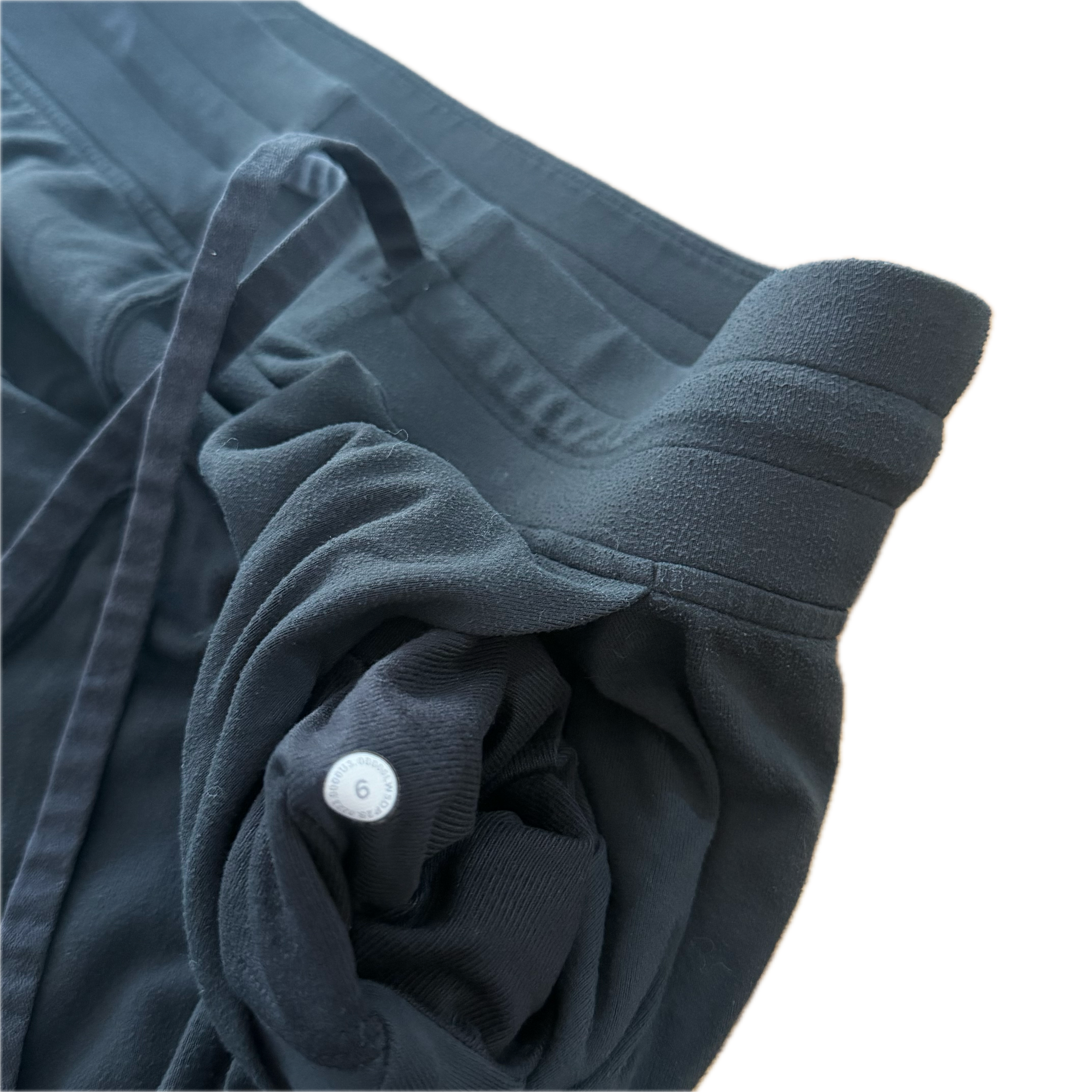 Jogger 36" Lululemon talla 6 negro tela Nulu™