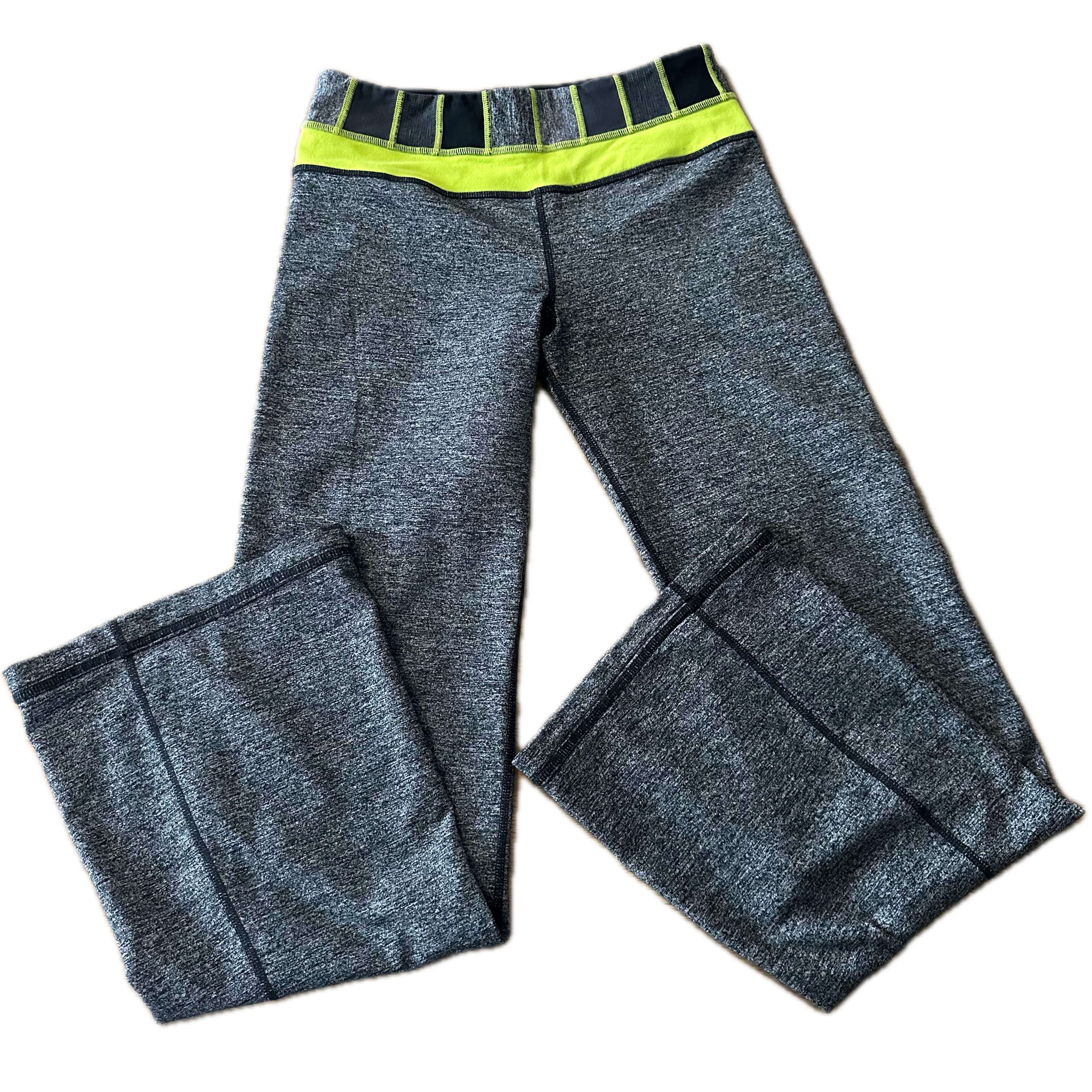 Legging Flare Lululemon talla XCH gris pretina amarilla