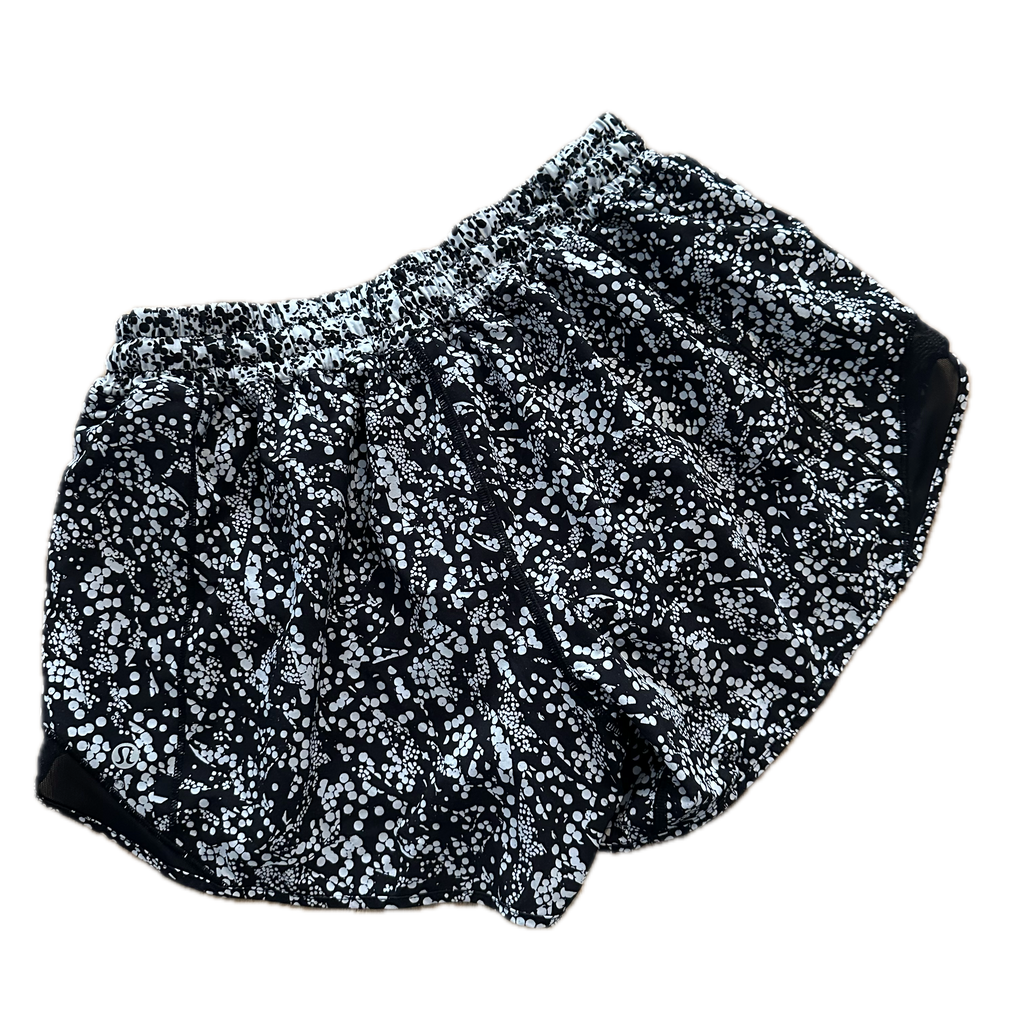 Short Lululemon talla L print blanco/negro