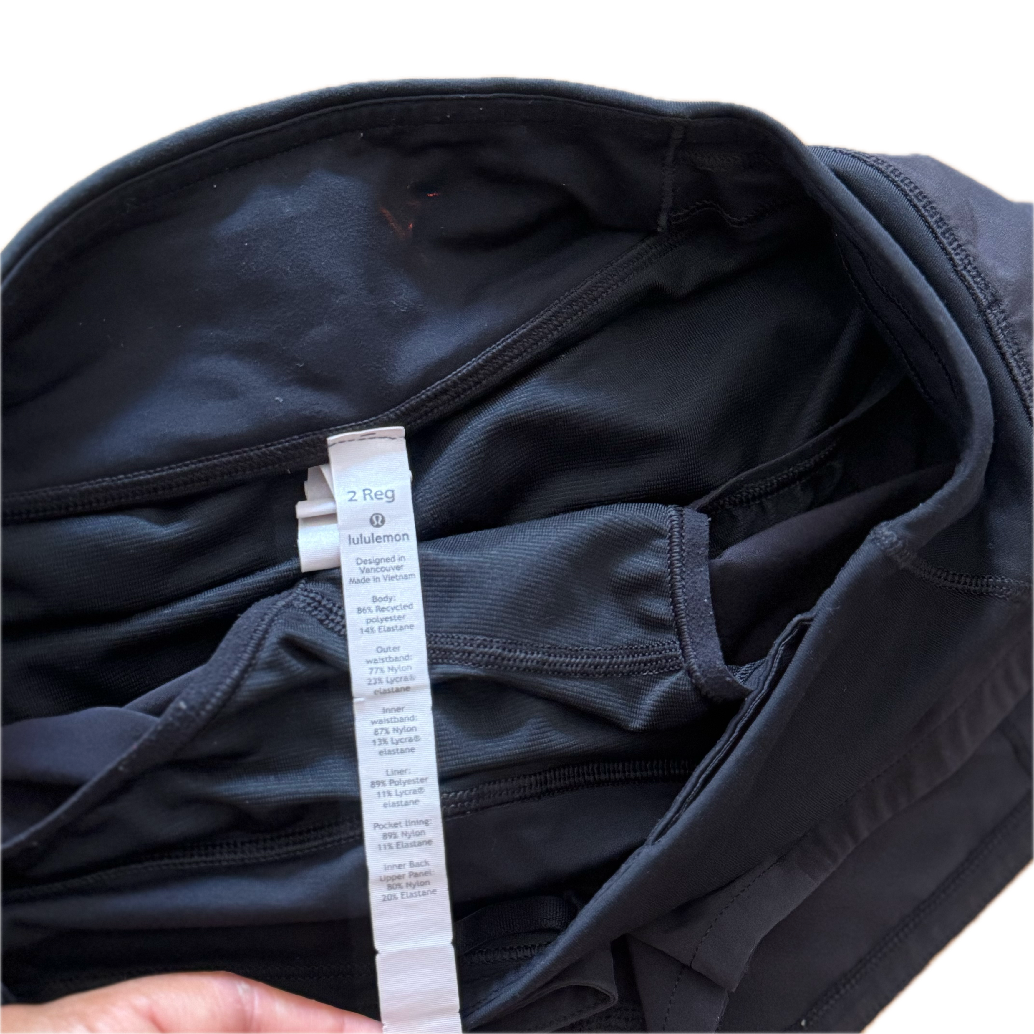 Short Lululemon talla 2 negro tela Nulux™