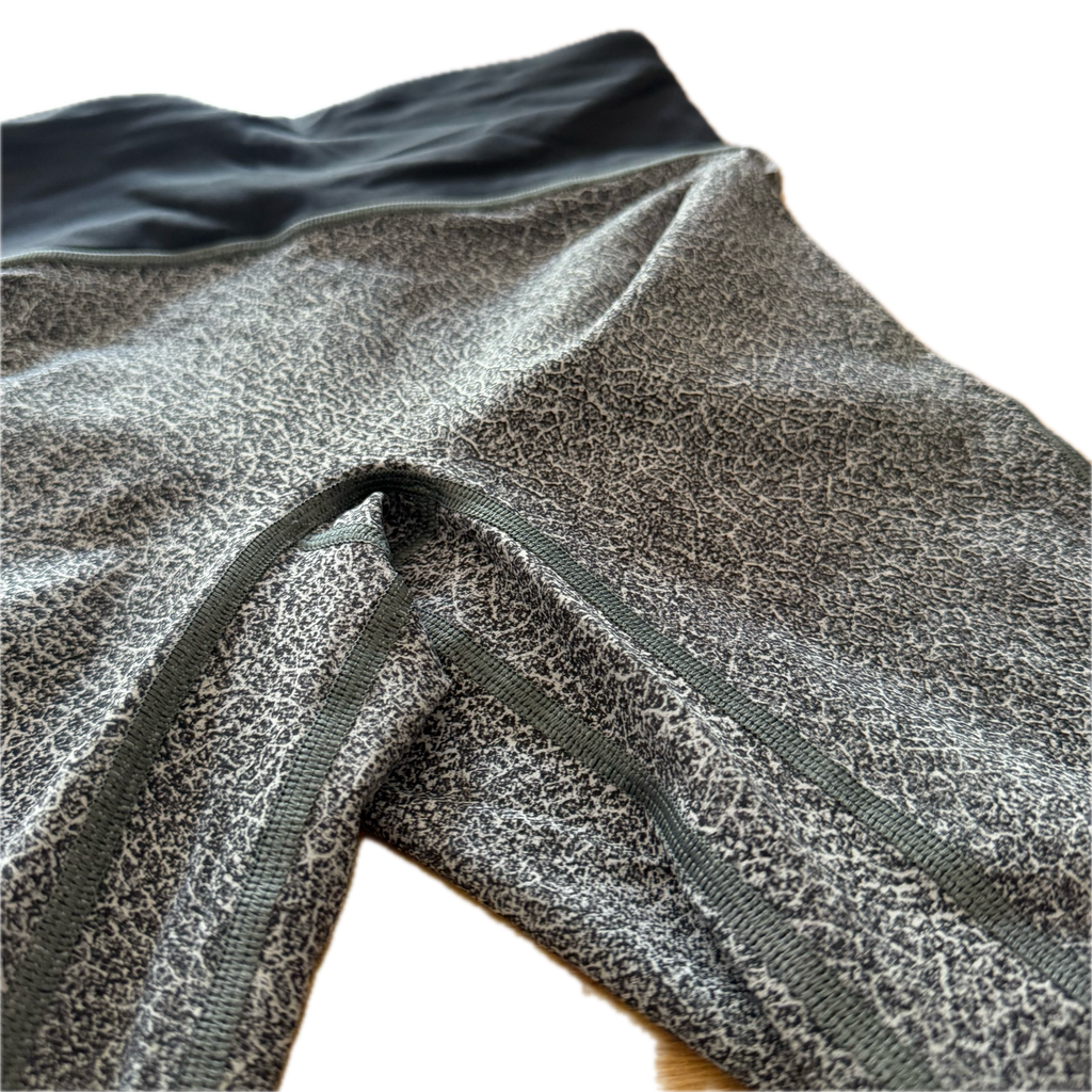 Legging talla 4 print pretina negra