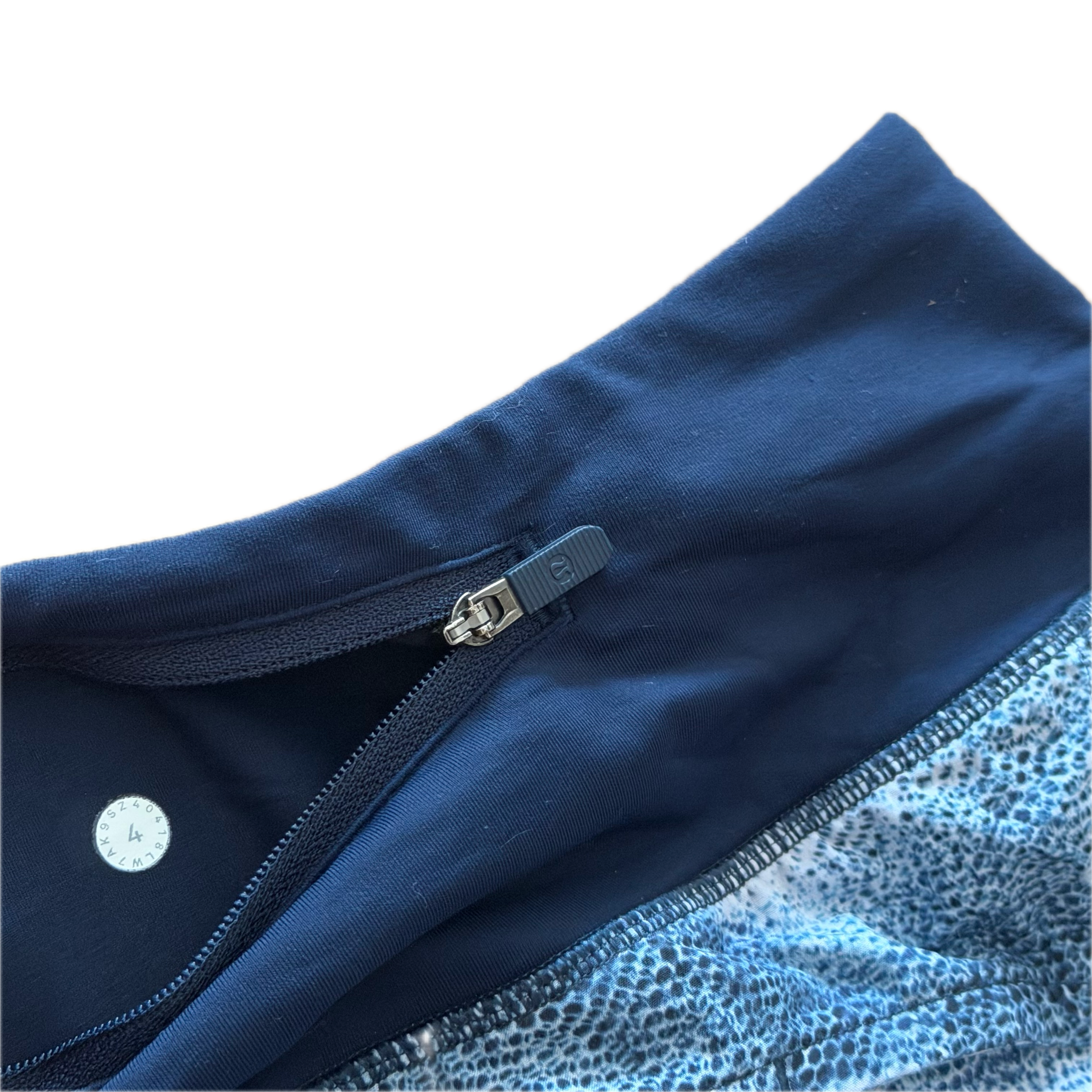 Short talla 4 estampado azul