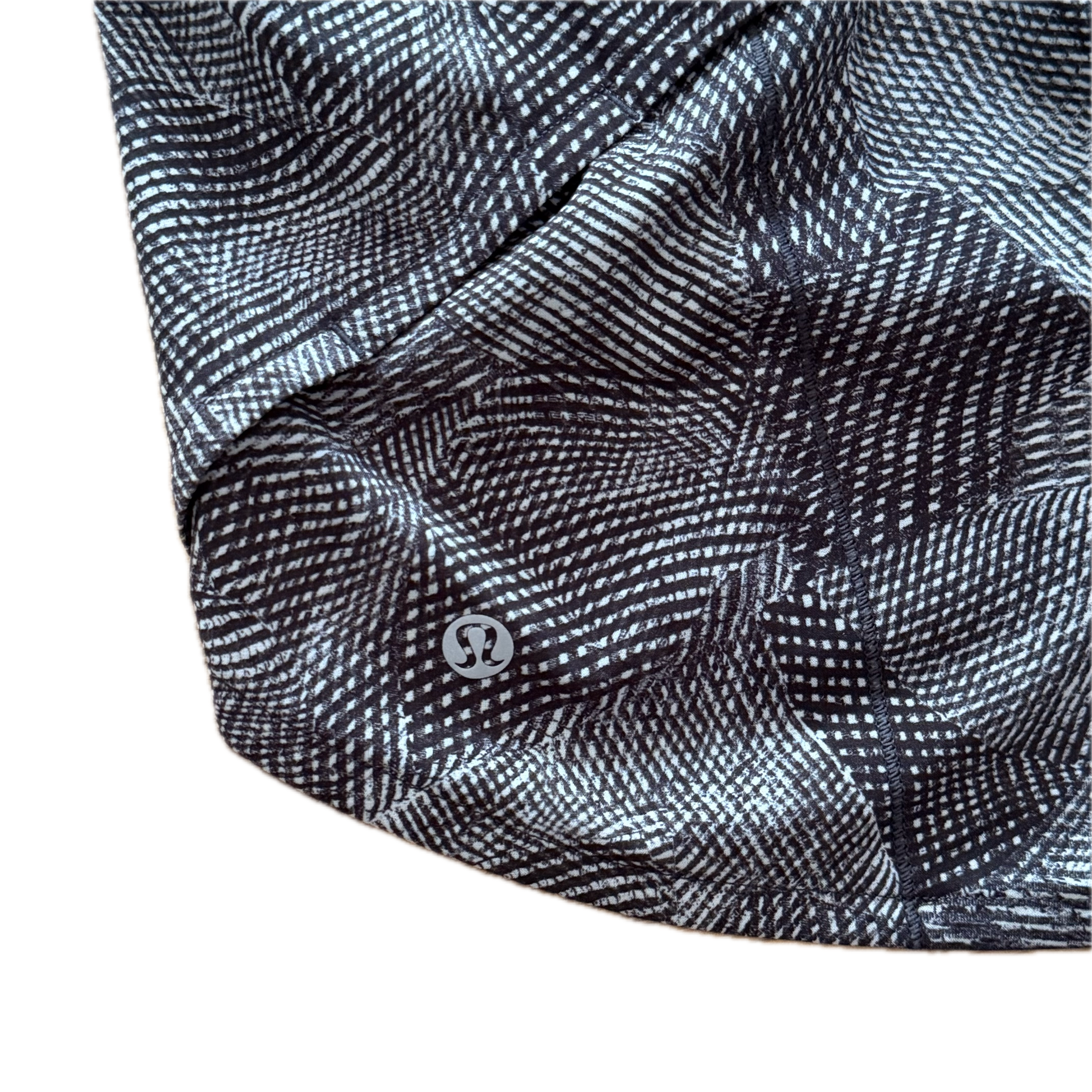 Short Lululemon talla 6 print negro tela Nulux™